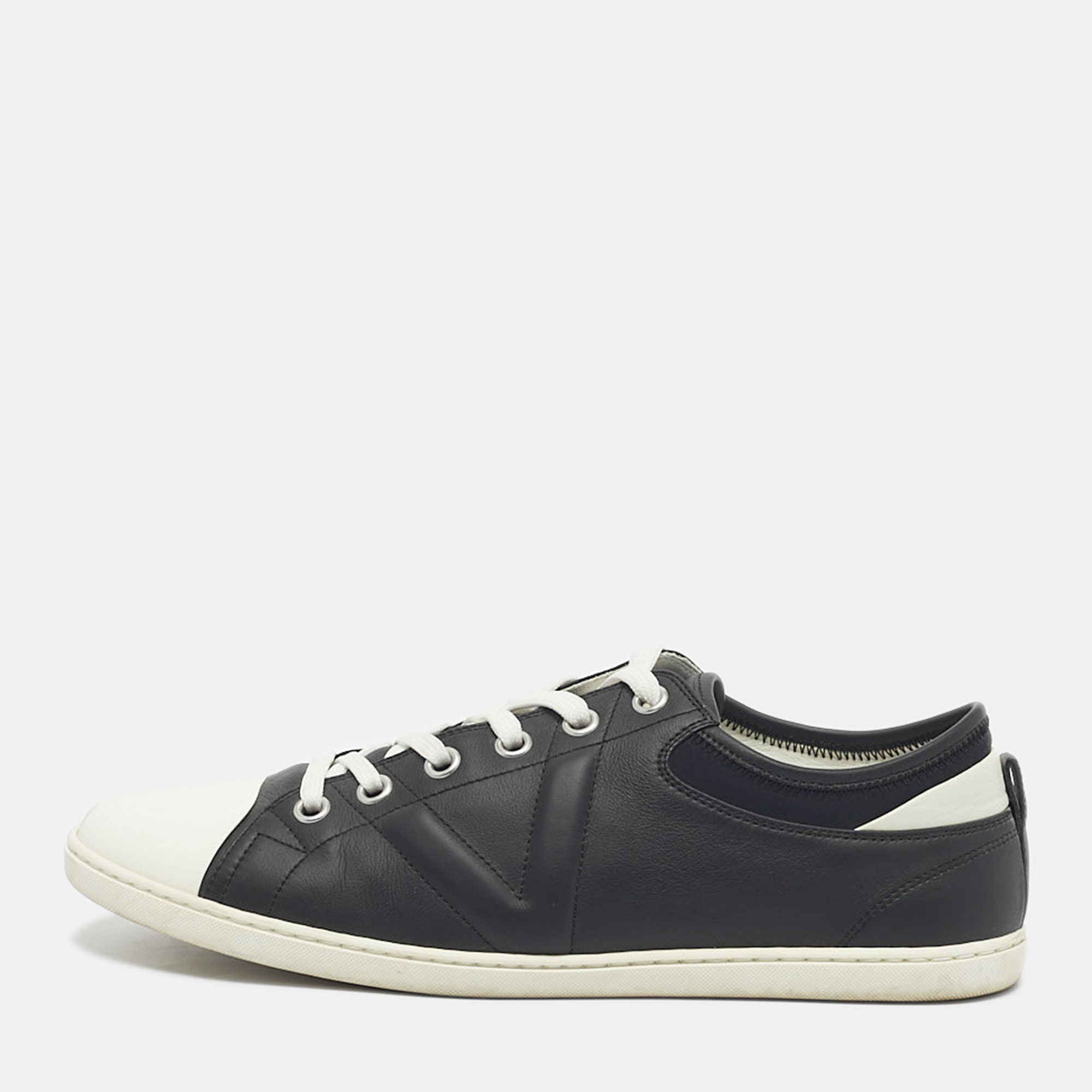 

Louis Vuitton Black/White Leather and Rubber Low Top Sneakers Size 43