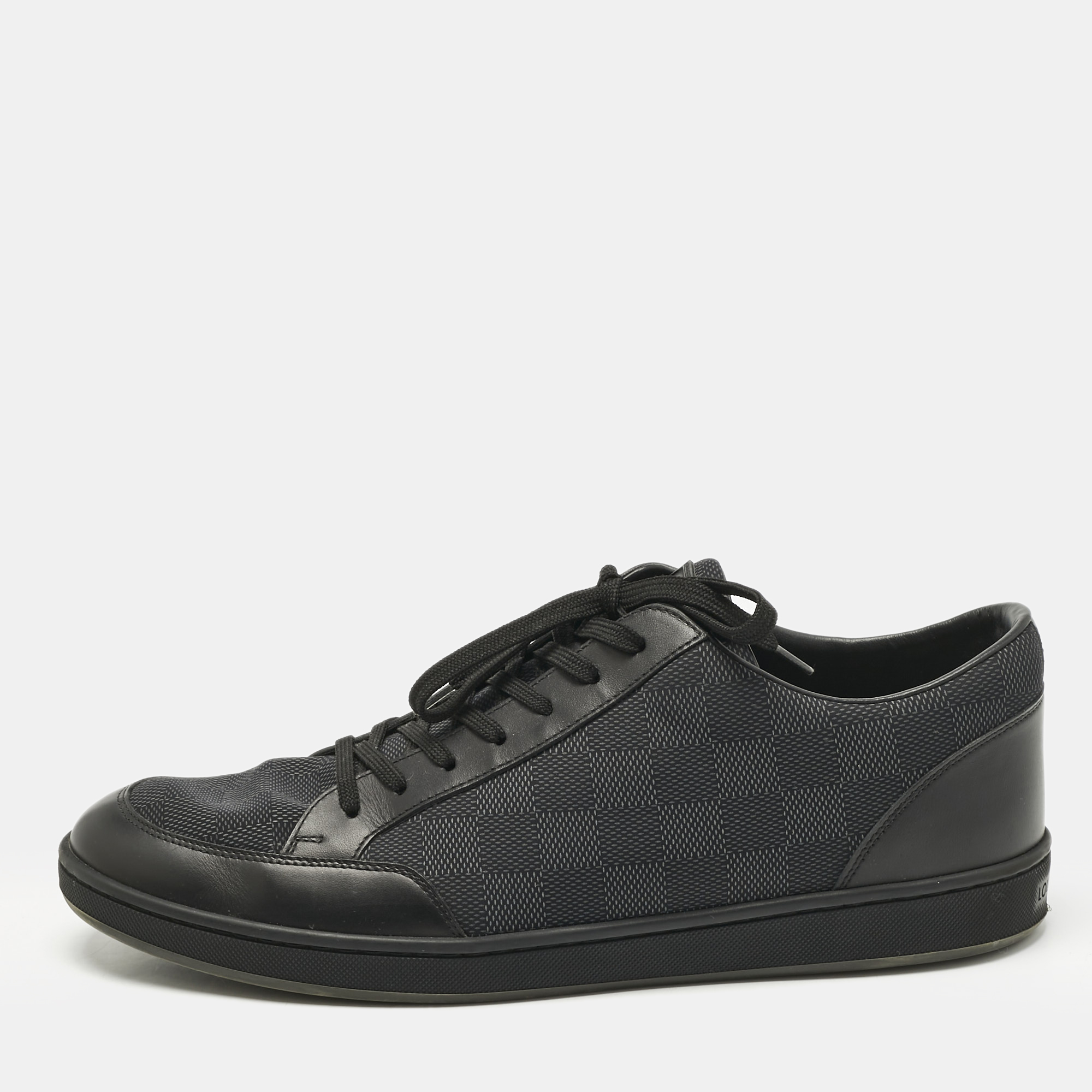 

Louis Vuitton Black Leather and Neoprene Offshore Lace Up Sneakers Size 43