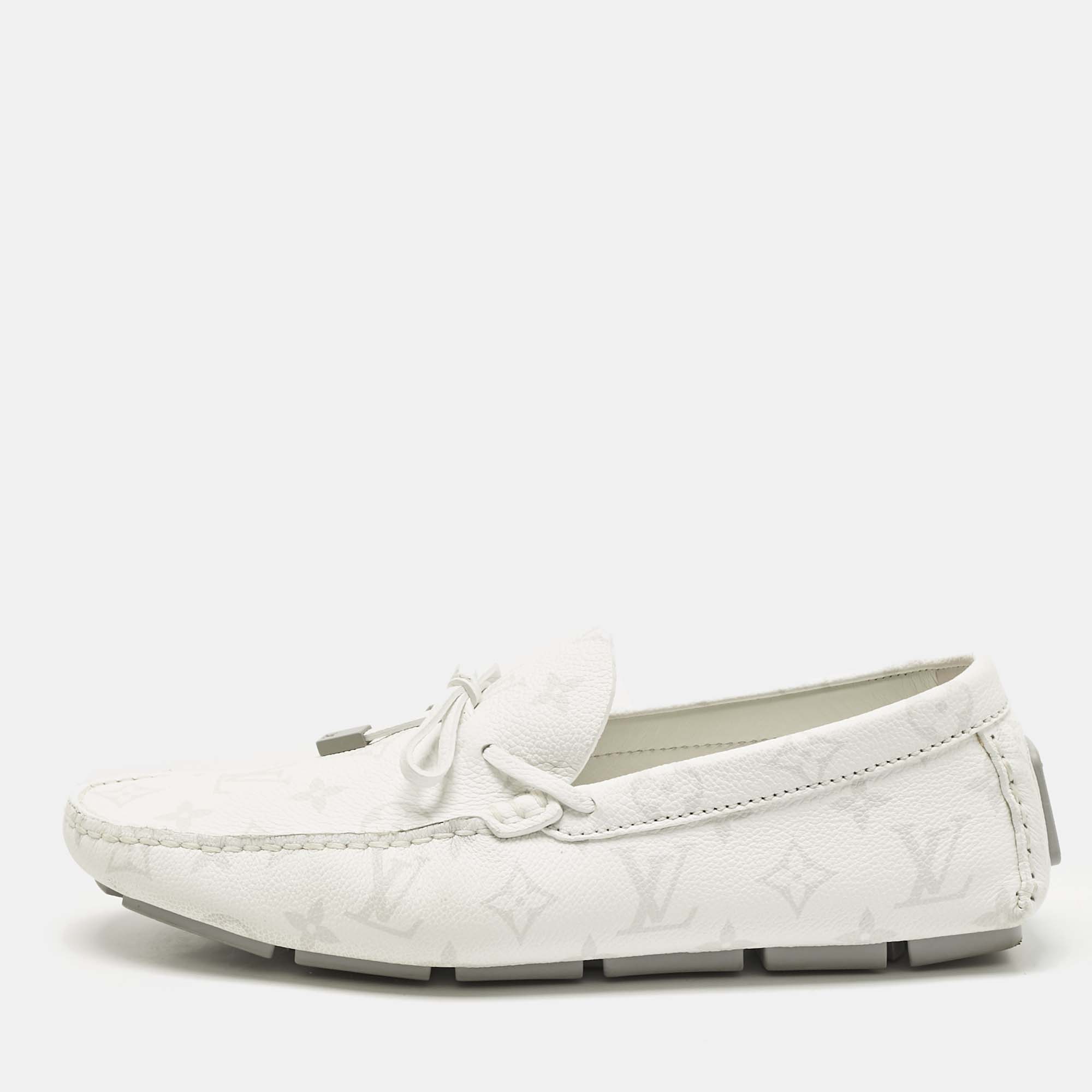 

Louis Vuitton White Monogram Antarctica Leather LV Driver Mocassin Loafers Size 41