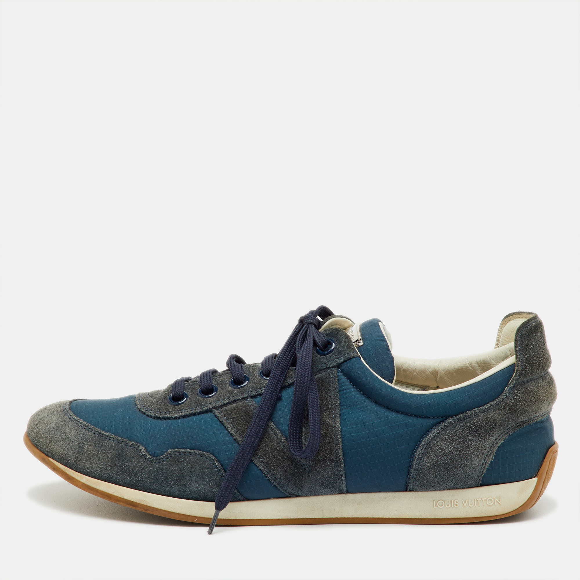 

Louis Vuitton Blue/Grey Fabric and Suede Low Top Sneakers Size 41