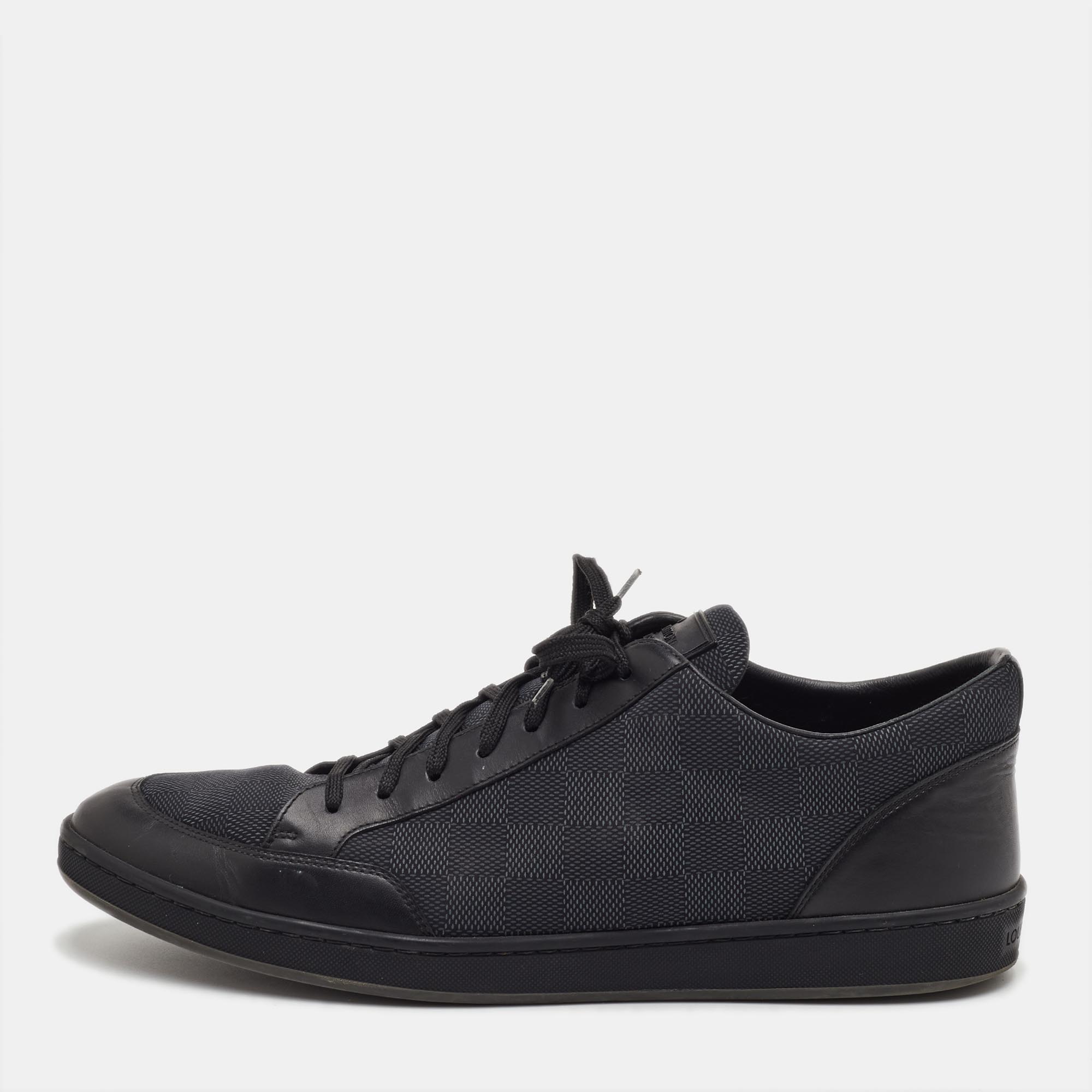 

Louis Vuitton Offshore Size 43.5 Black Damier Graphite Fabric and Leather Low Top Sneakers