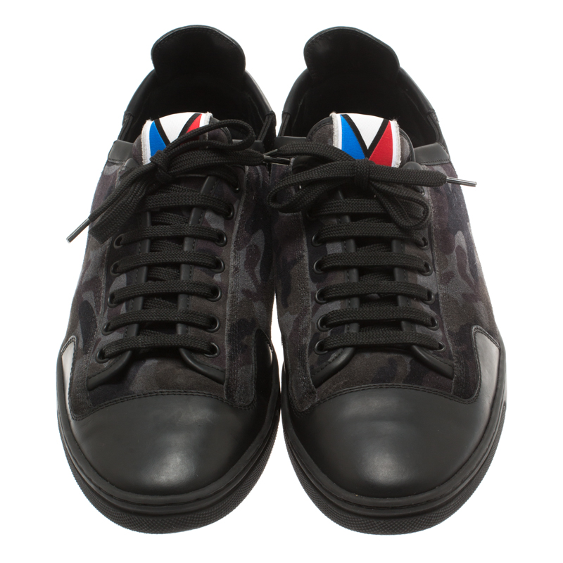 Louis Vuitton - Authenticated Montant Aftergame Trainer - Cloth Black Plain for Women, Very Good Condition