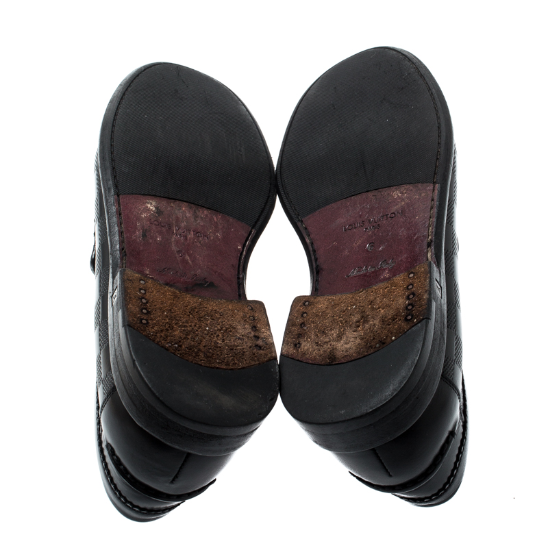 Blackie Fn - Louis Vuitton Half shoe Size: 40 - 45 Price: N30, 000