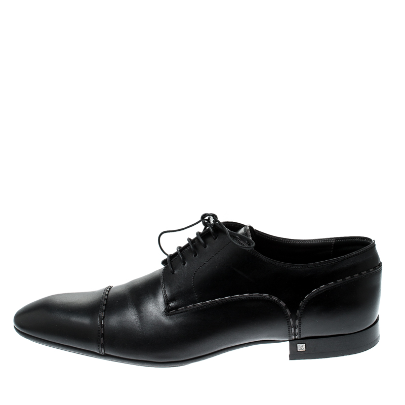 

Louis Vuitton Black Leather Lace Up Oxfords Size