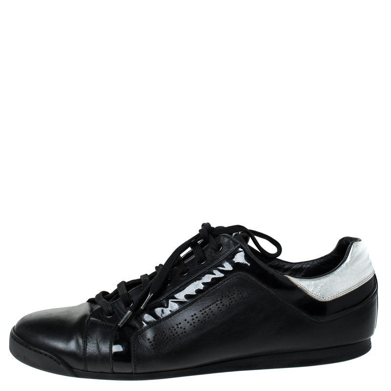 

Louis Vuitton Black Leather Lace Up Sneakers Size