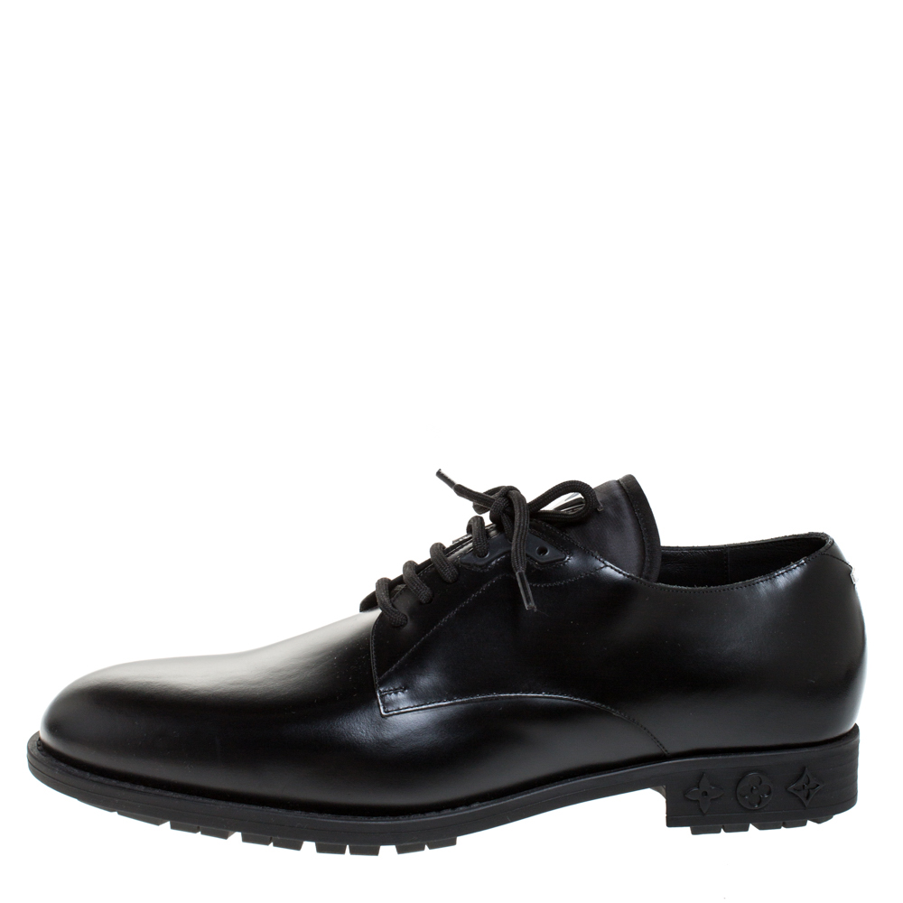 

Louis Vuitton Black Leather Lace Up Derby Size