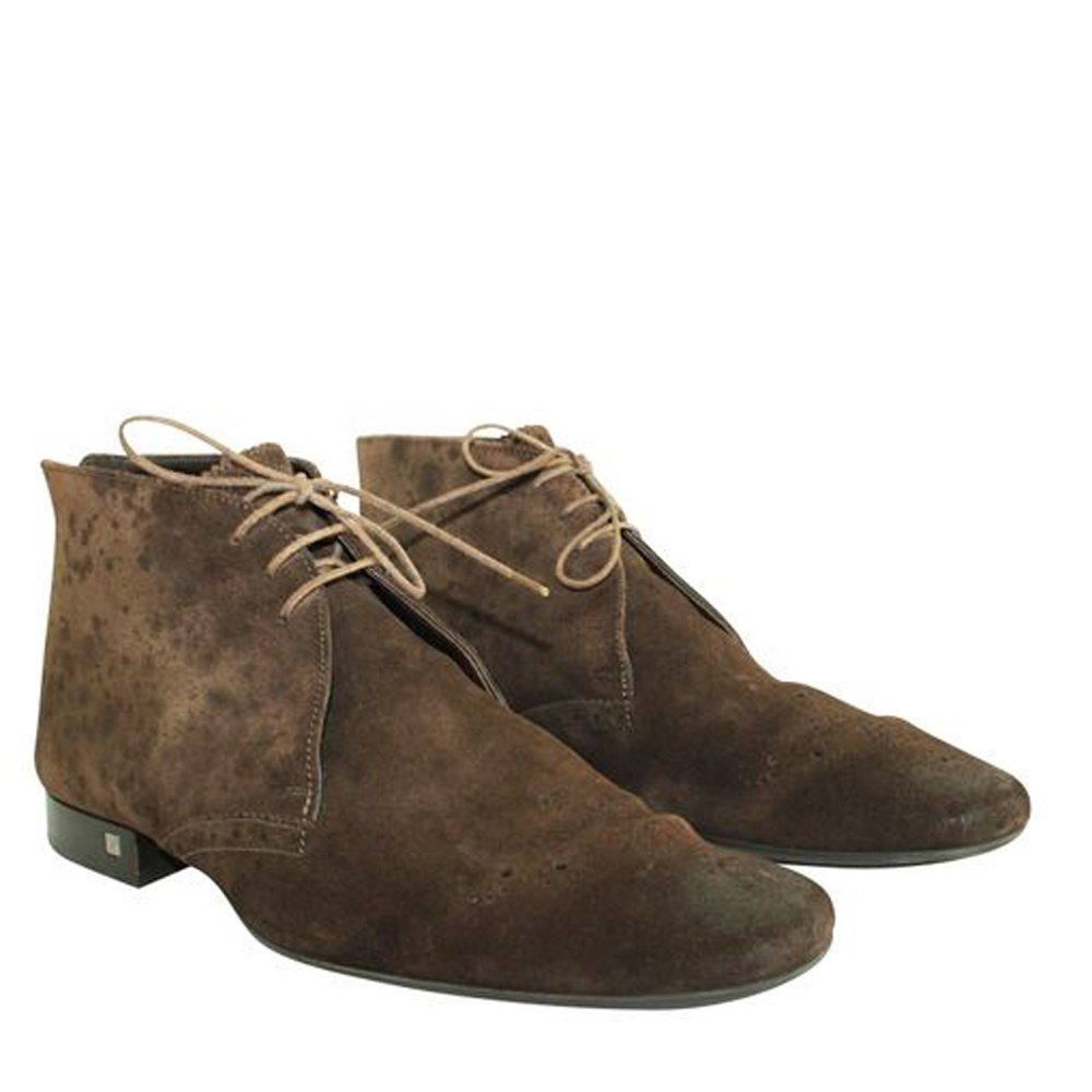 

Louis Vuitton Brown Suede Lace-Up Desert Boots