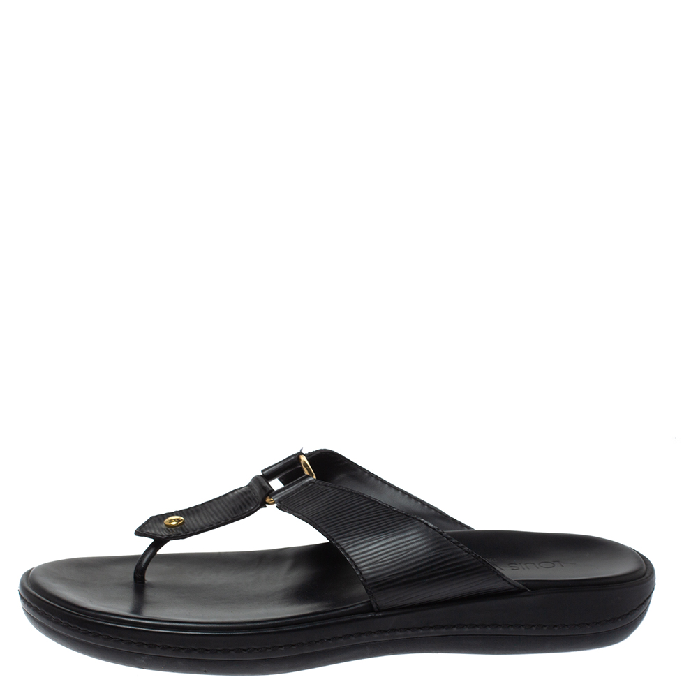

Louis Vuitton Black Leather Thong Sandals Size