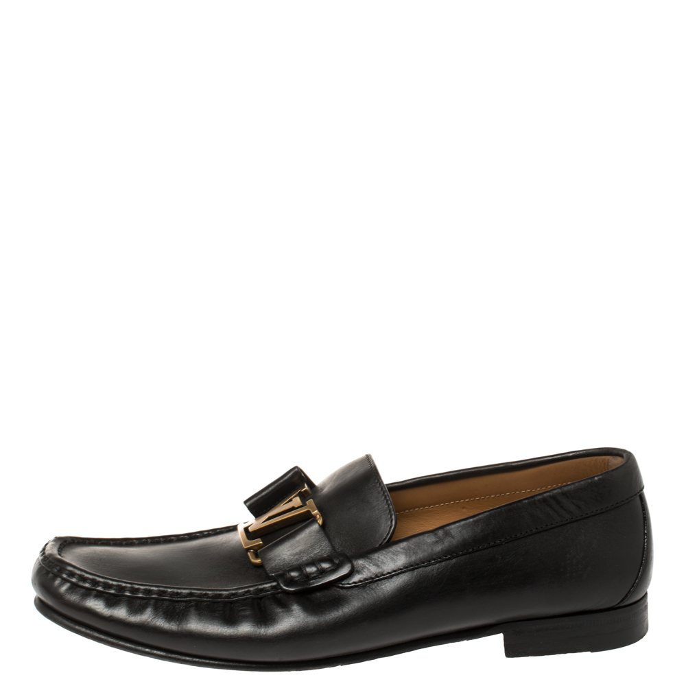 

Louis Vuitton Black Leather Montaigne Loafers Size