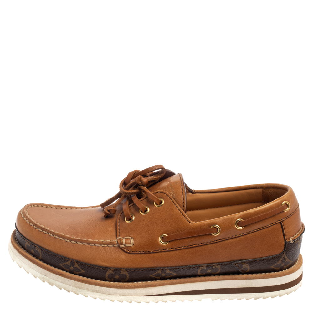 

Louis Vuitton Brown Monogram Leather Summerland Boat Moccasins Size