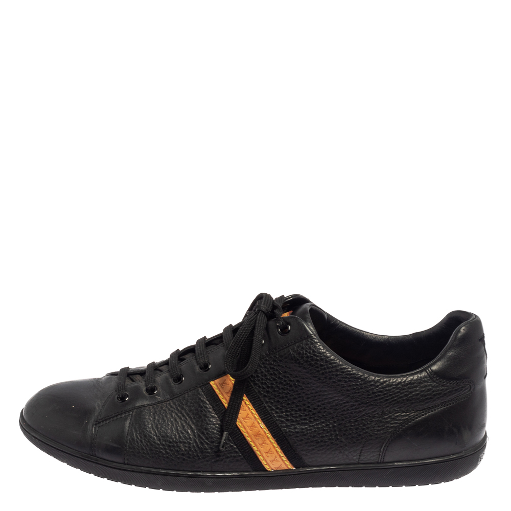 

Louis Vuitton Black Leather Low Top Sneakers Size
