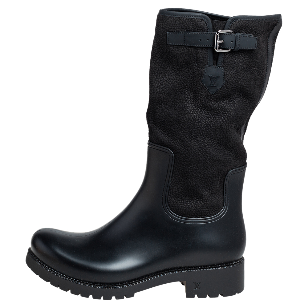 

Louis Vuitton Black Suede and Rubber Mid Calf Boots Size