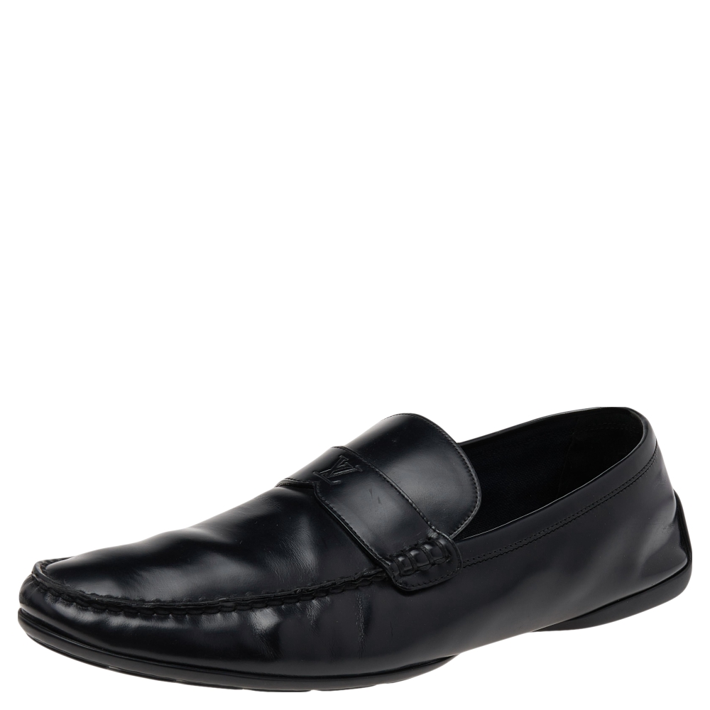 

Louis Vuitton Black Leather Slip on Loafers Size