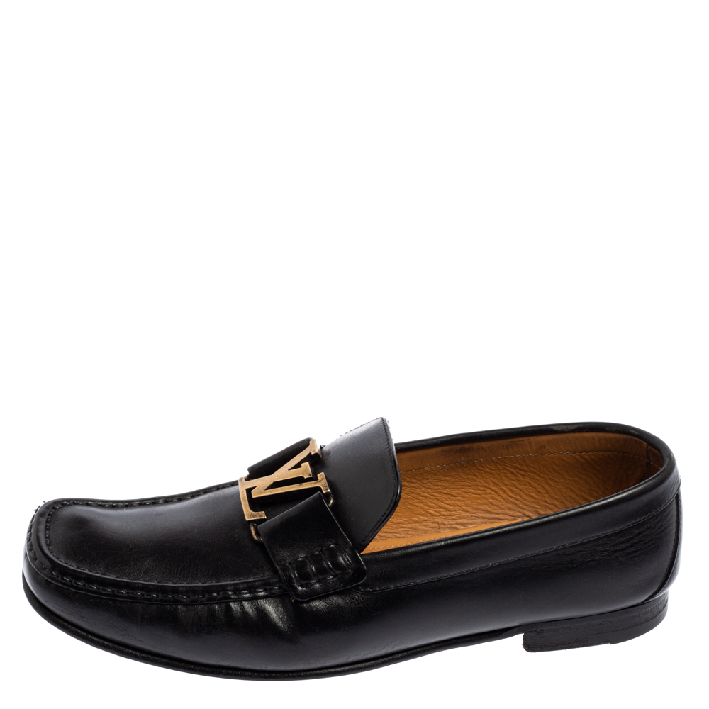 

Louis Vuitton Black Leather Montaigne Loafers Size