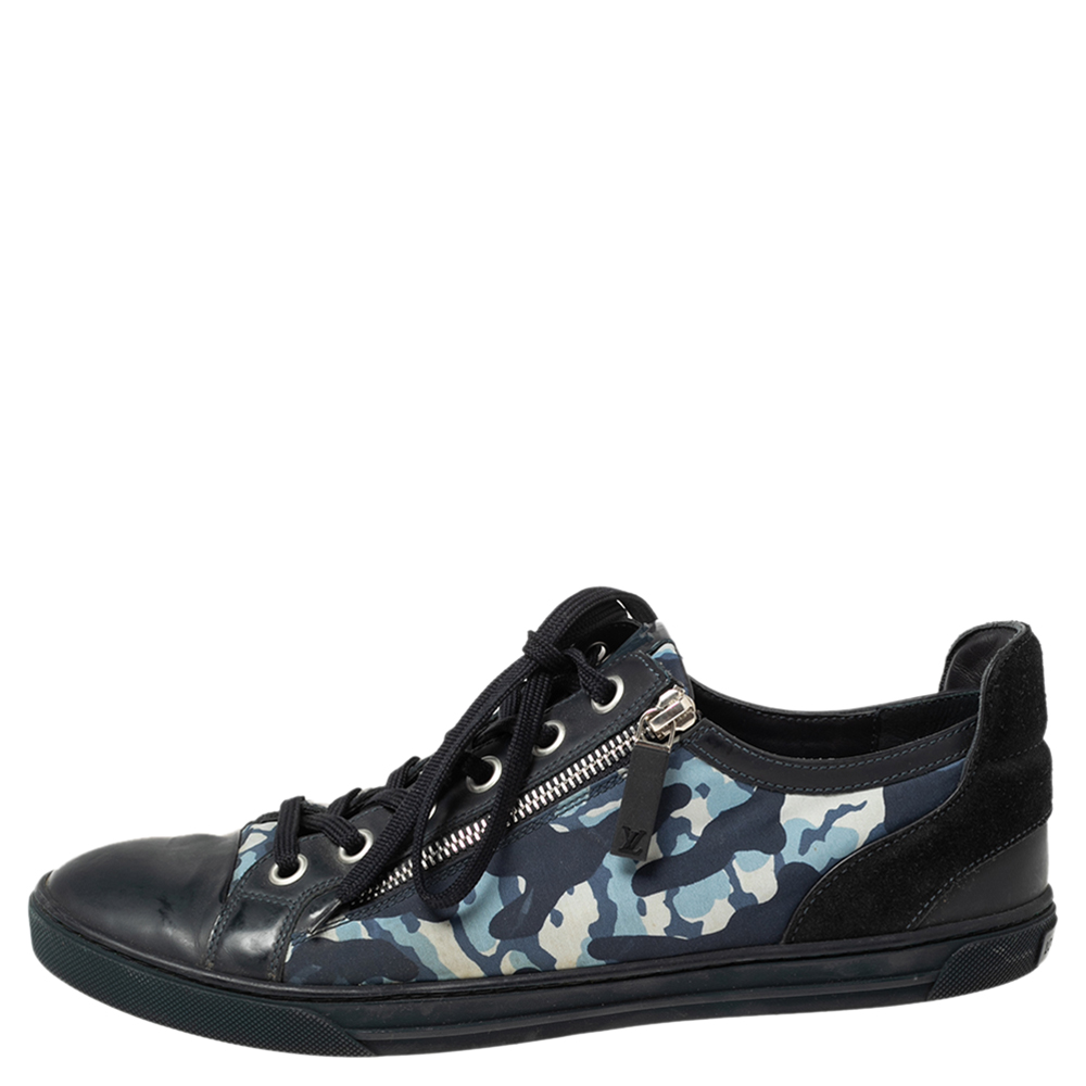 

Louis Vuitton Navy Blue Nylon And Leather Low Top Lace Up Sneakers Size