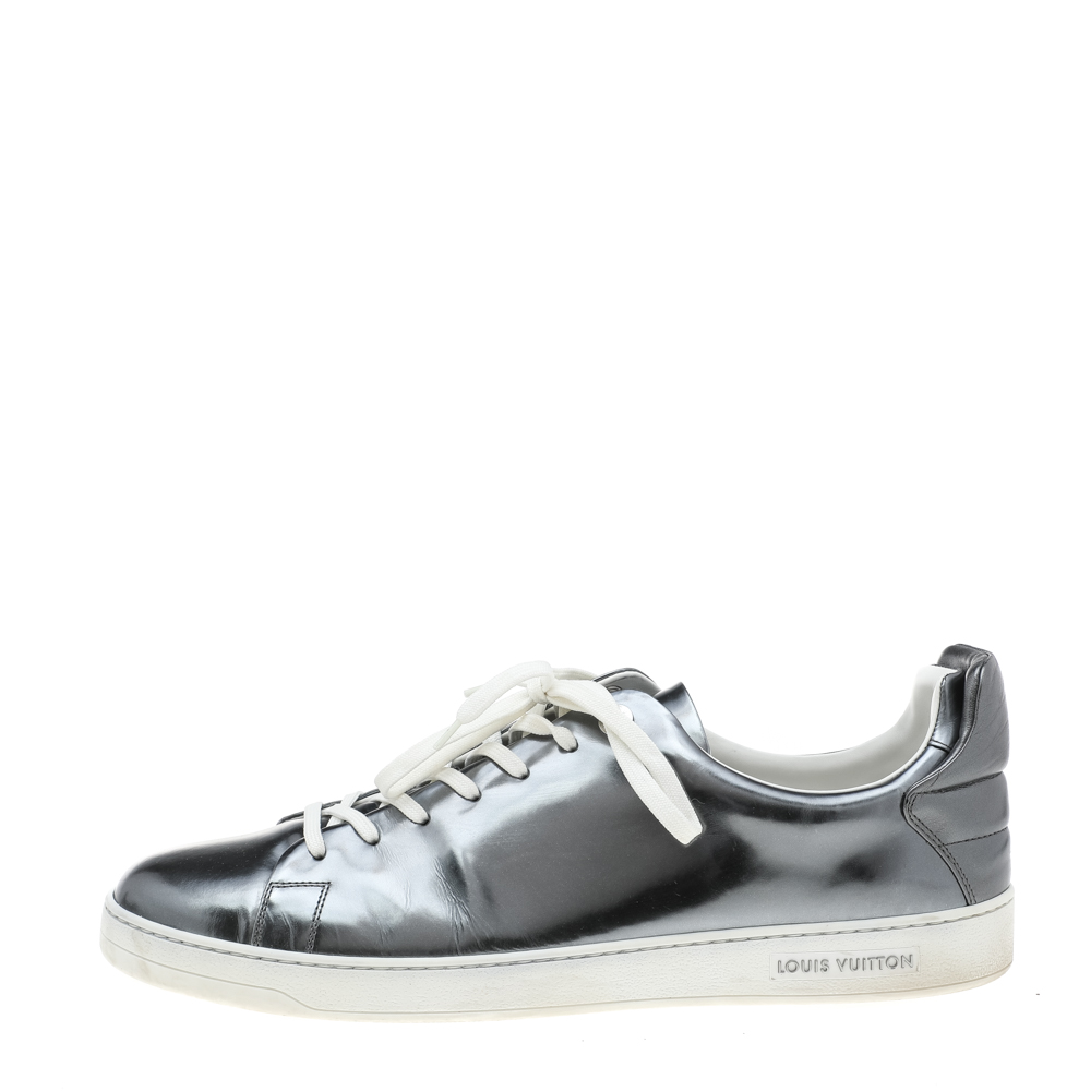 

Louis Vuitton Metallic Silver Leather Frontrow Low Top Sneakers Size