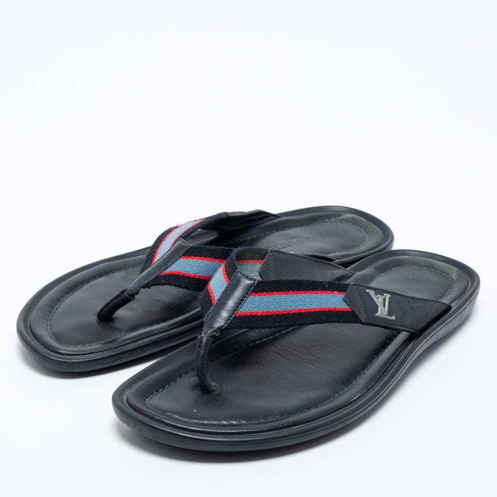 

Louis Vuitton Navy Blue Leather and Canvas Thong Slides Size