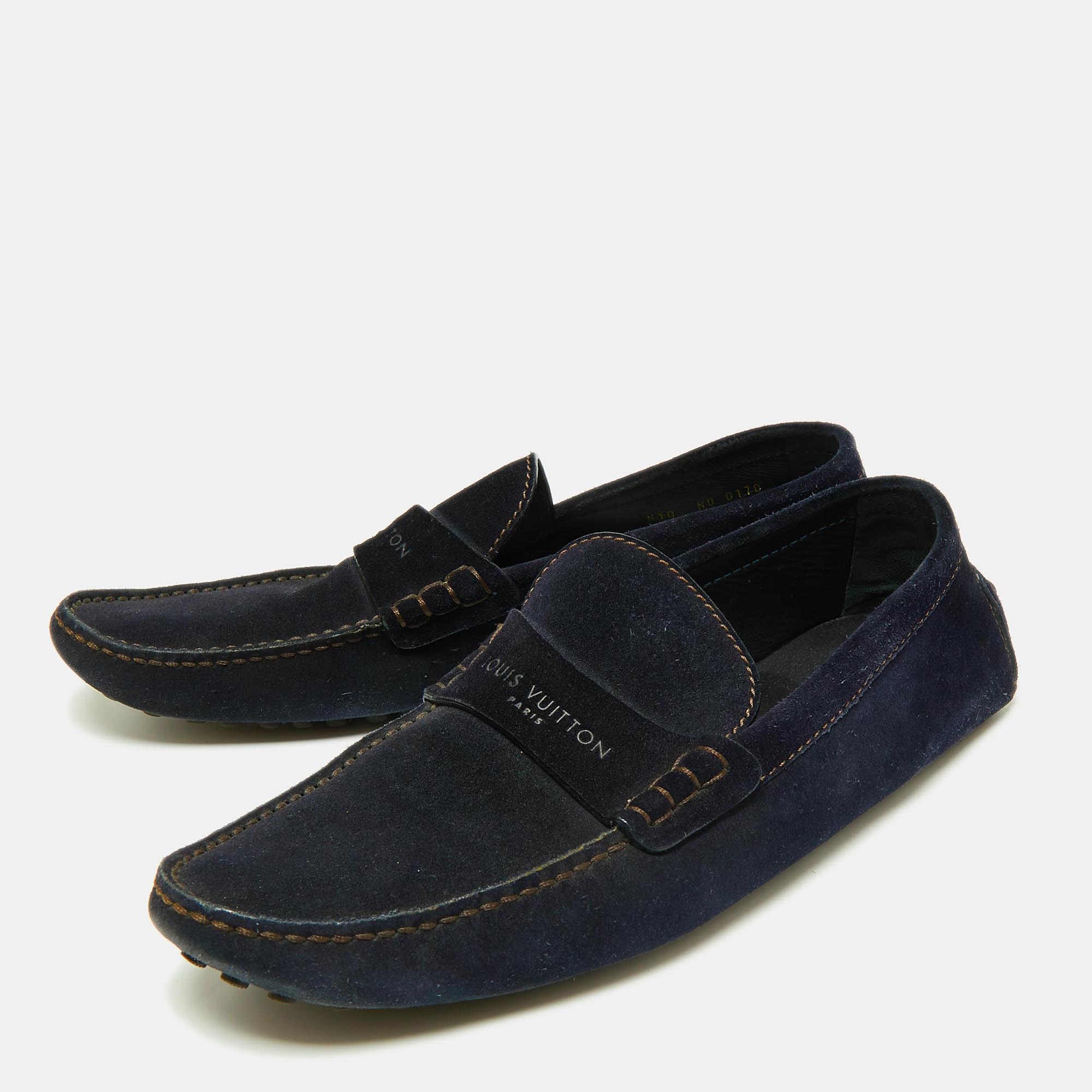 

Louis Vuitton Navy Blue Suede Slip On Loafers Size