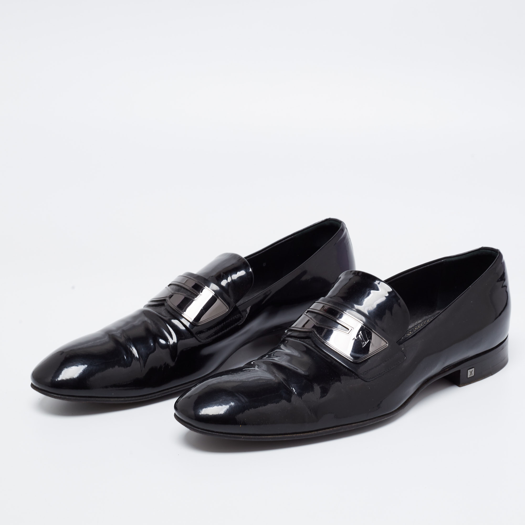 

Louis Vuitton Black Patent Leather Slip On Loafers Size