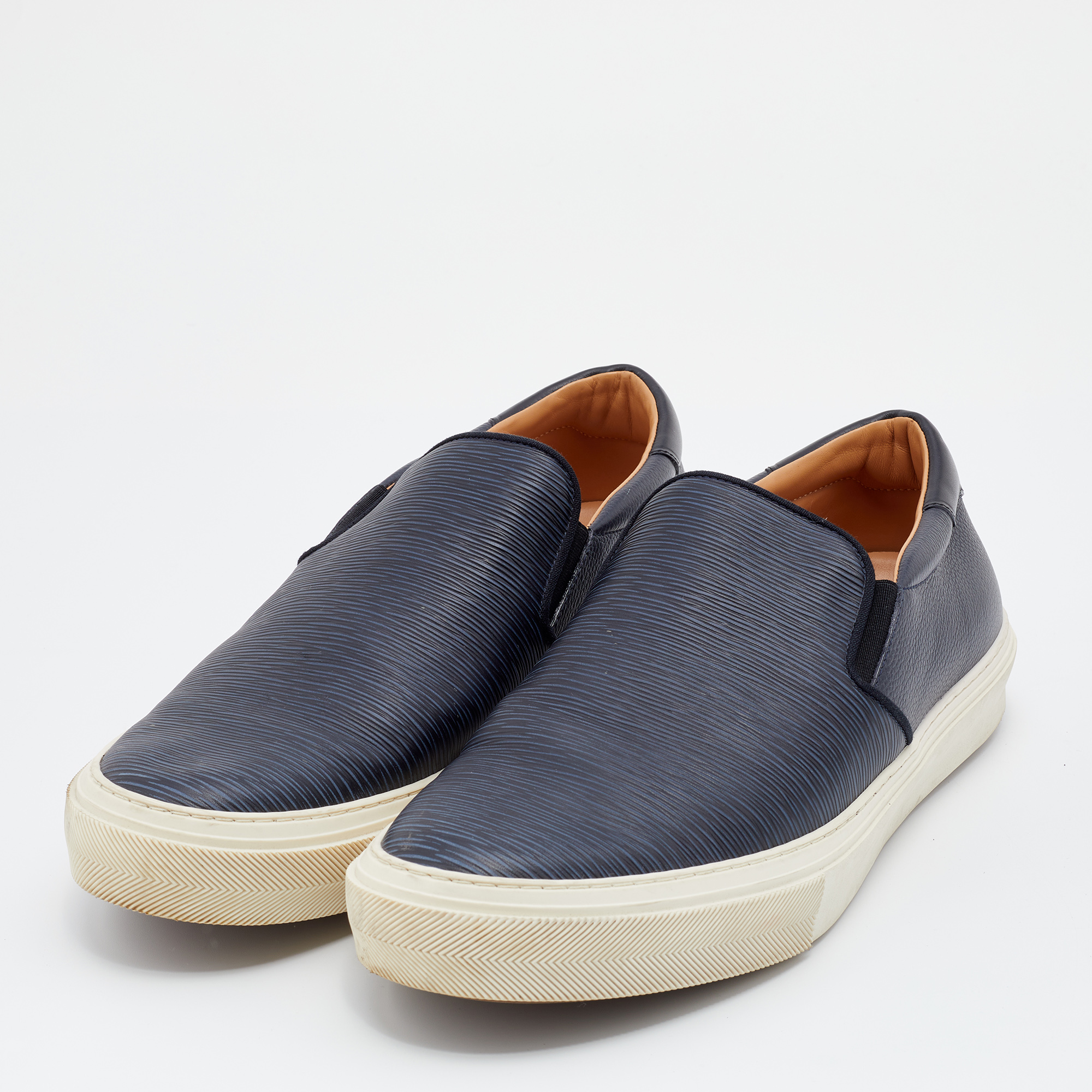 

Louis Vuitton Black/Blue Leather Slip On Sneakers Size
