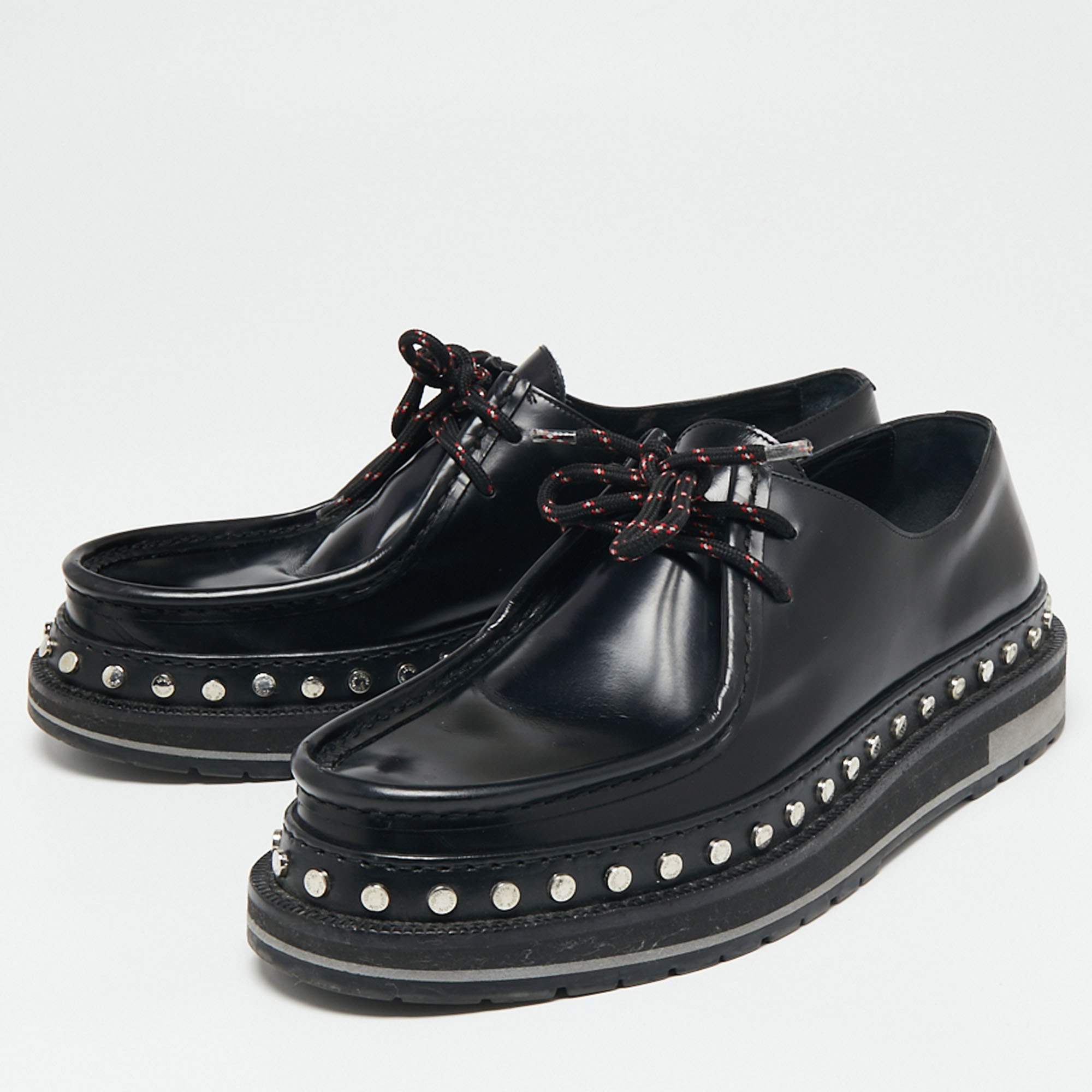 

Louis Vuitton Black Leather Studded Lace Up Derby Size