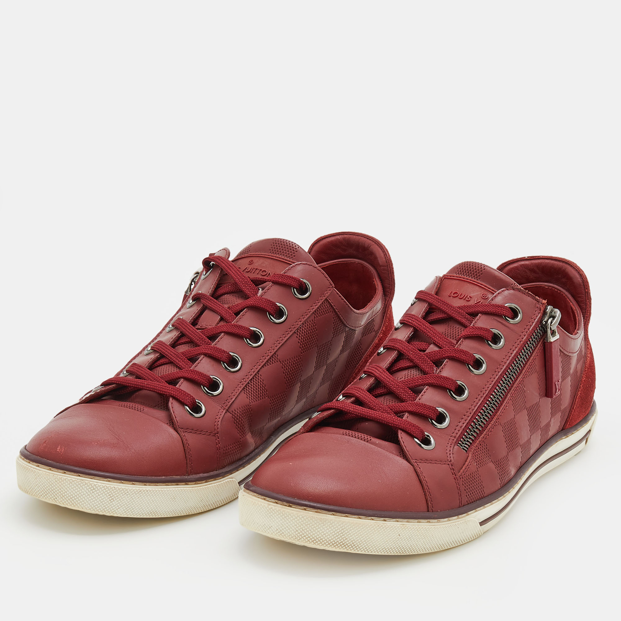 

Louis Vuitton Red Leather And Suede Low Top Sneakers Size