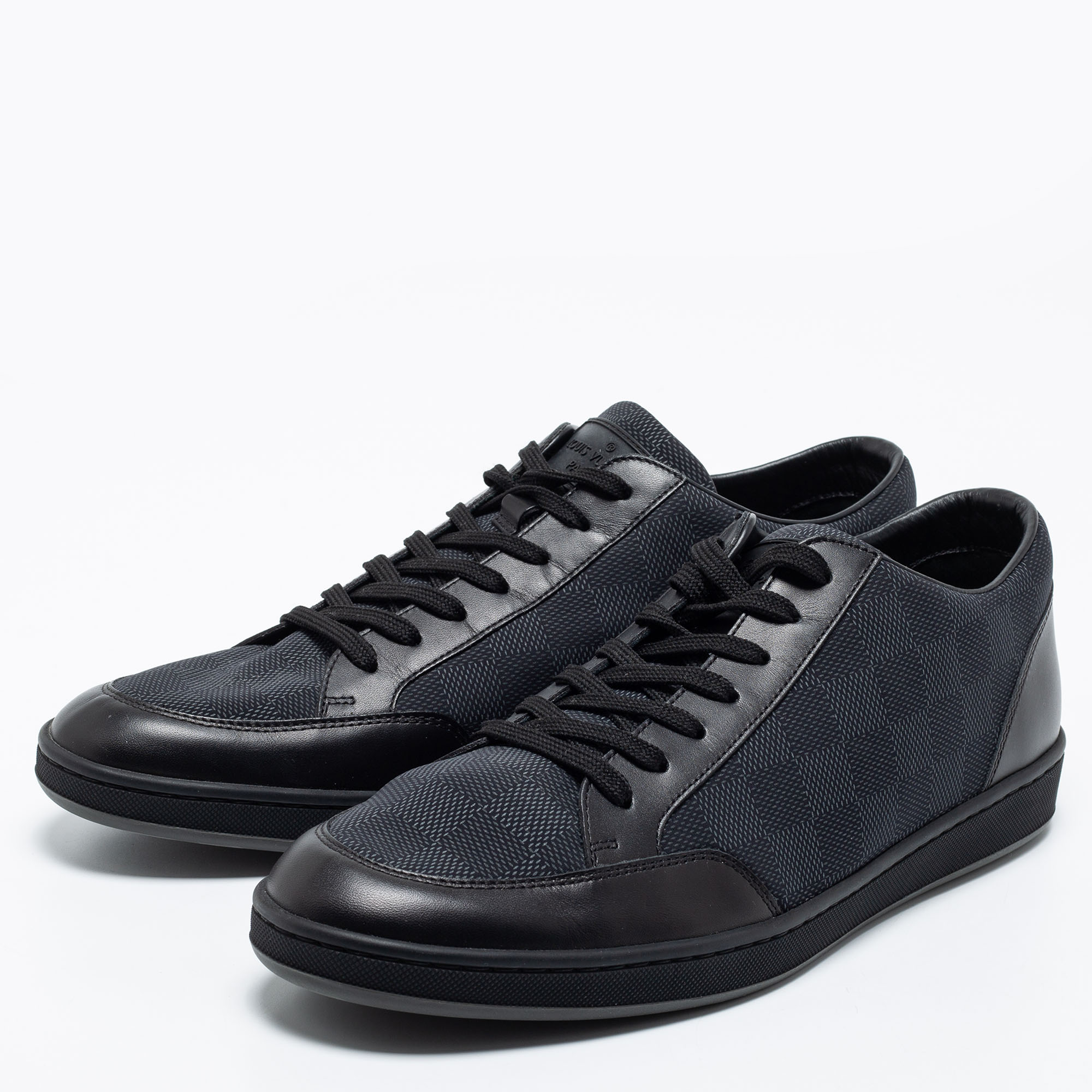 

Louis Vuitton Black Damier Graphite Canvas and Leather Offshore Sneakers Size