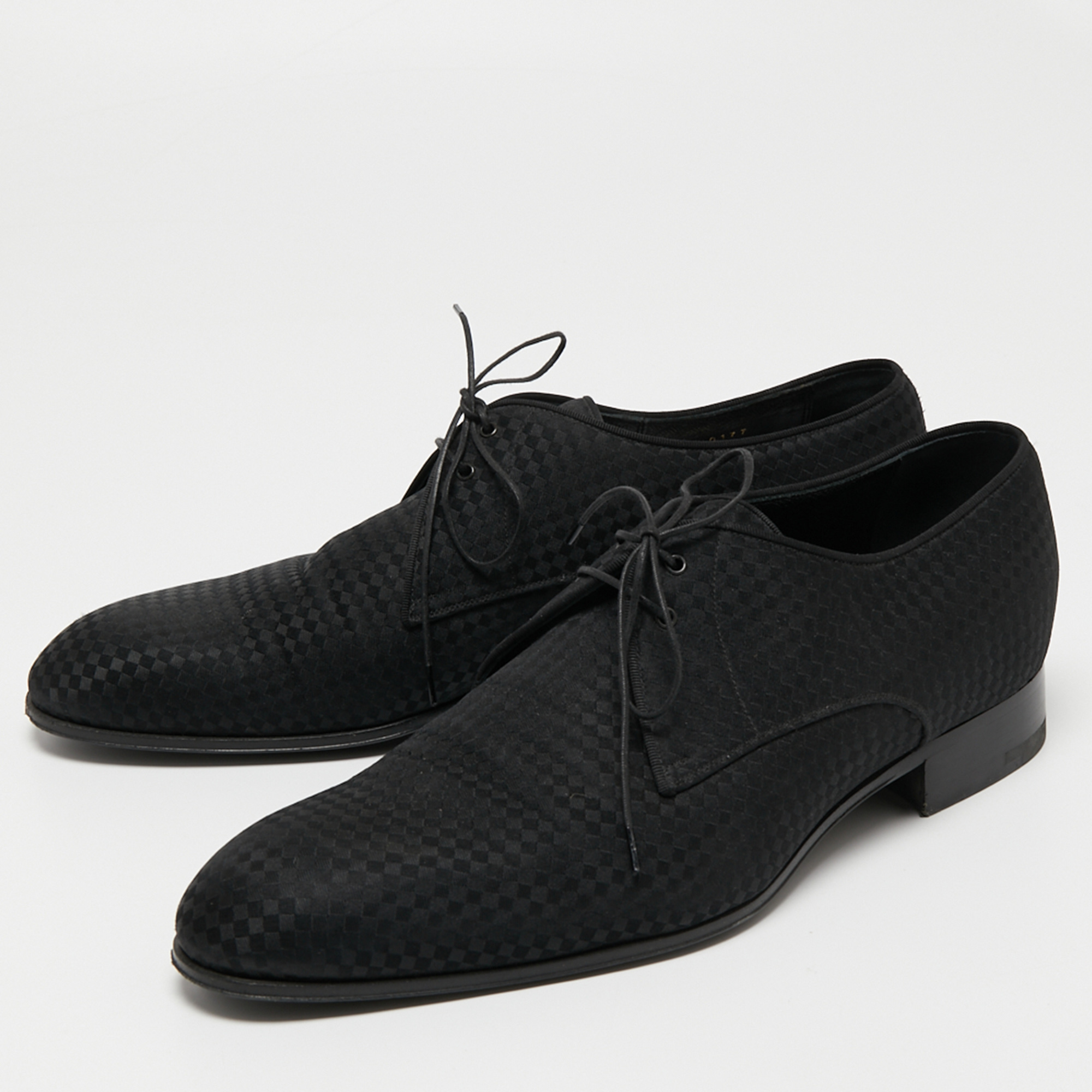 

Louis Vuitton Black Petit Damier Fabric Lace-Up Derby Size