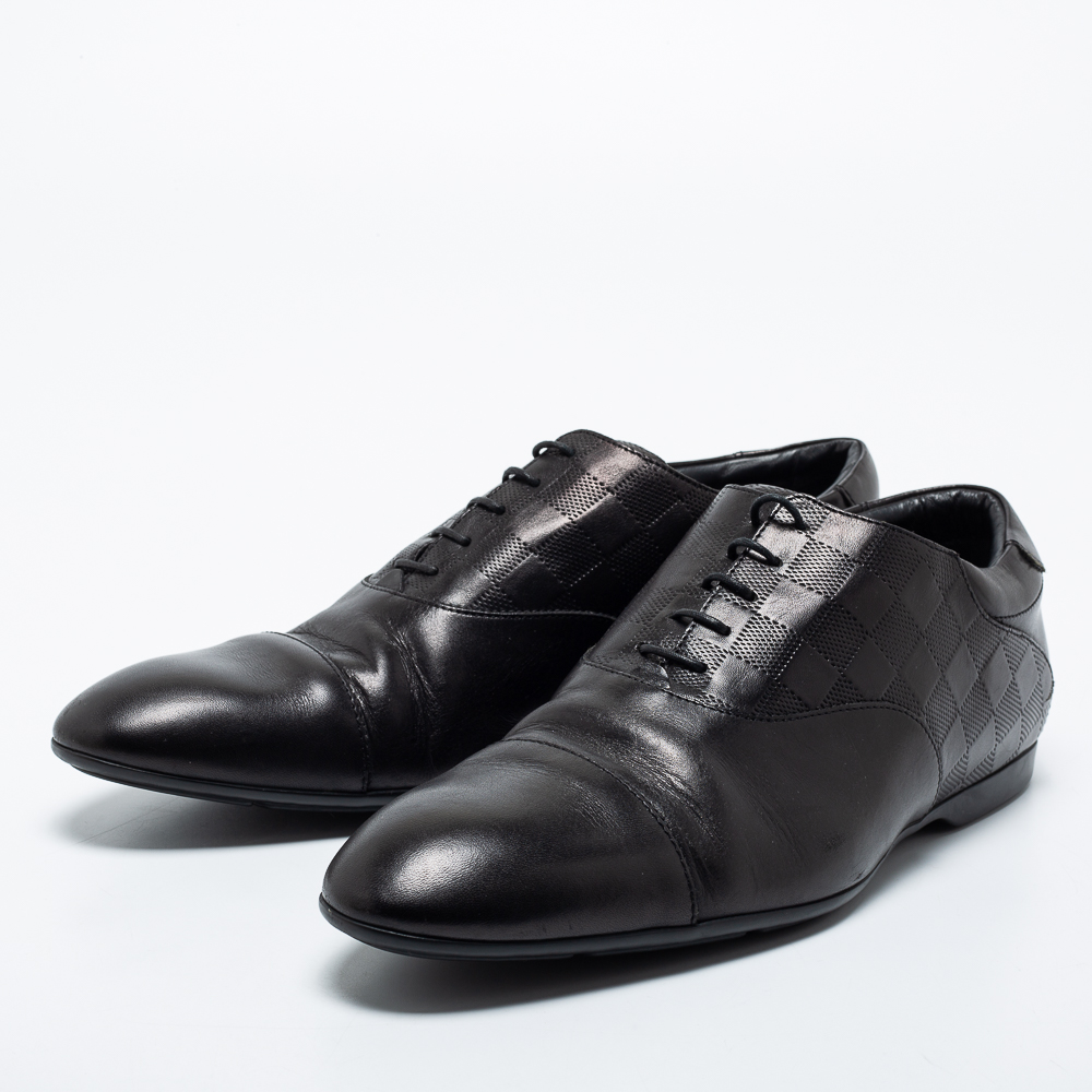 

Louis Vuitton Black Damier Embossed Leather Lace Up Oxfords Size