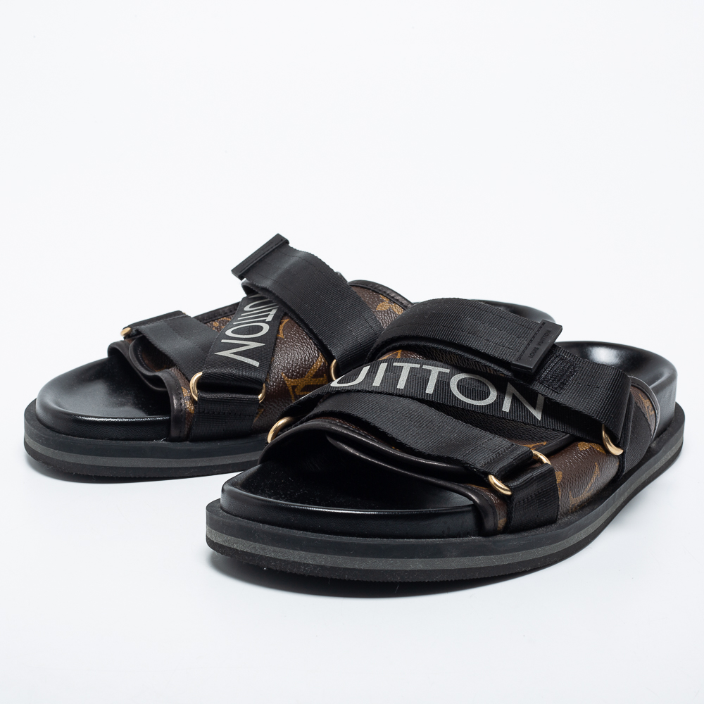 

Louis Vuitton Brown/Black Monogram Canvas And Nylon Honolulu Flat Sandals Size