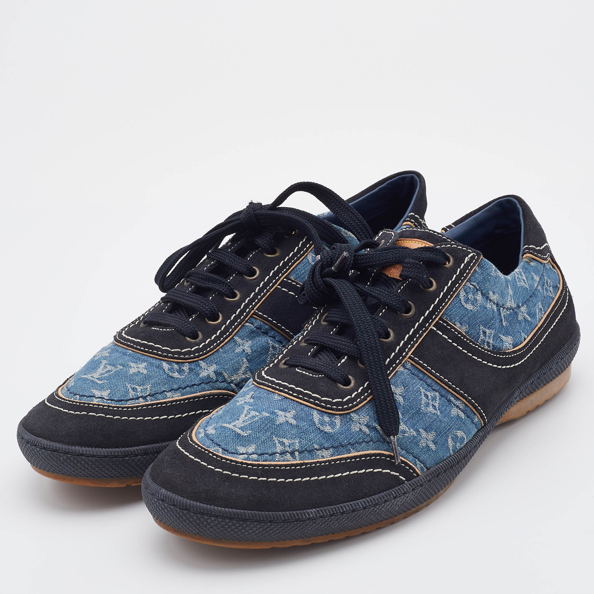 

Louis Vuitton Blue/Black Monogram Denim and Suede Low Top Sneakers Size