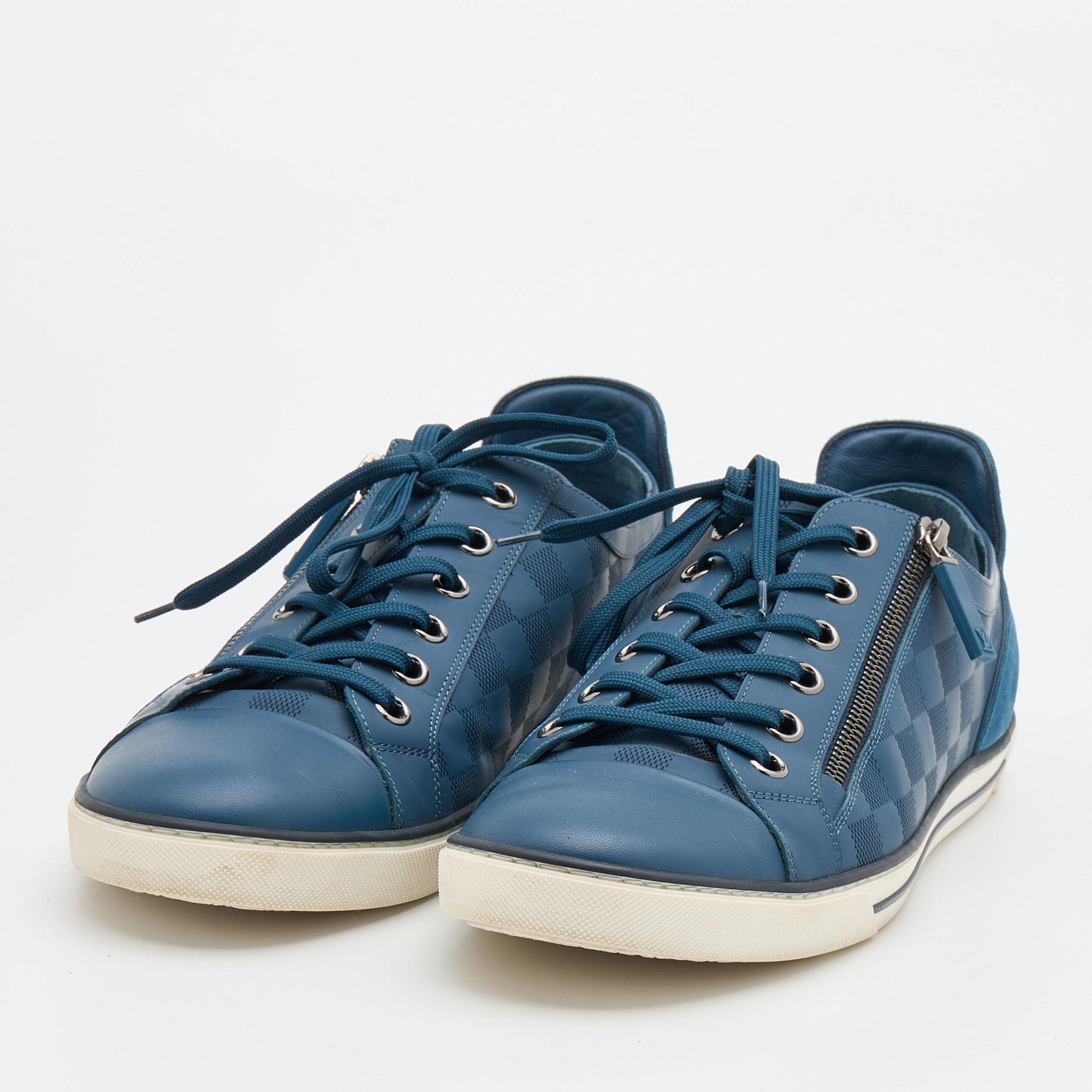 

Louis Vuitton Blue Damier Embossed Leather Challenge Zip Up Sneakers Size