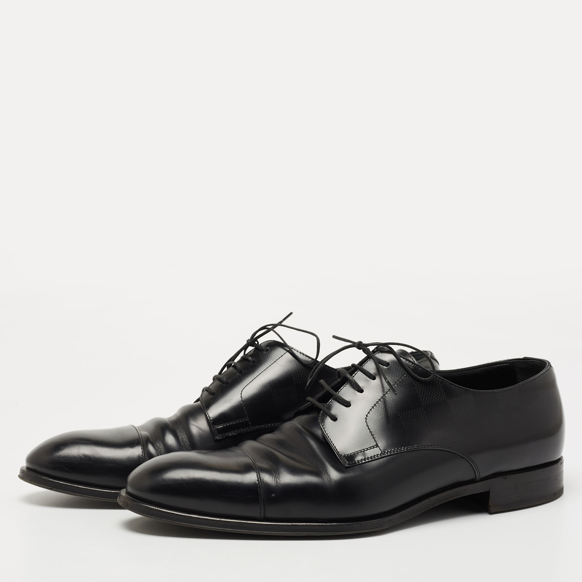 

Louis Vuitton Black Damier Embossed Leather Lace Up Oxfords Size