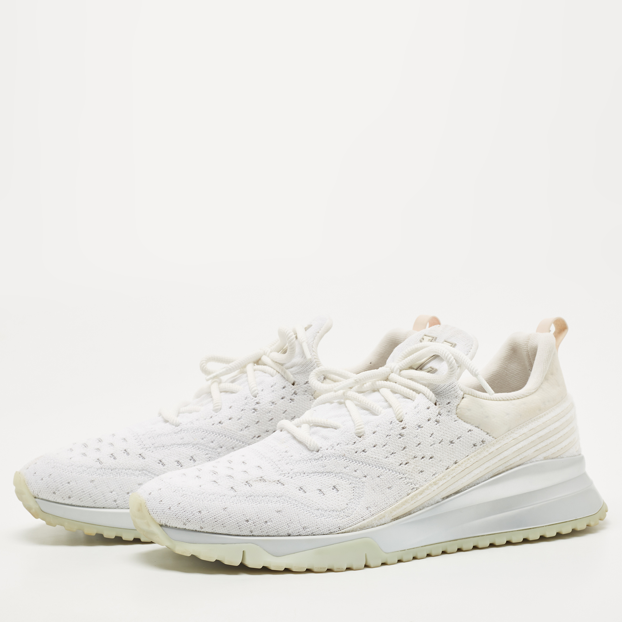 

Louis Vuitton White Knit V.N.R Sneakers Size