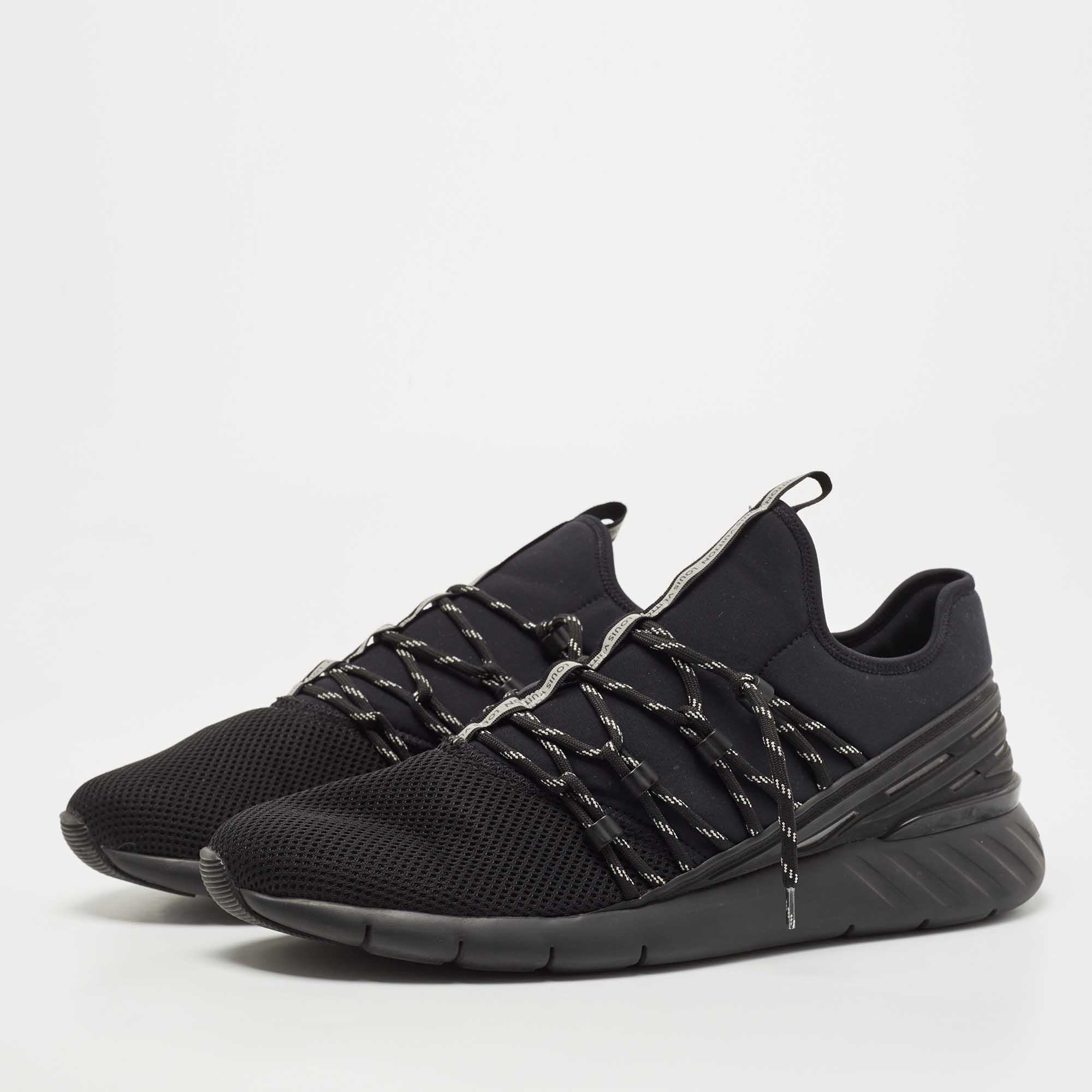 

Louis Vuitton Black Mesh and Fabric Fastlane Sneakers Size