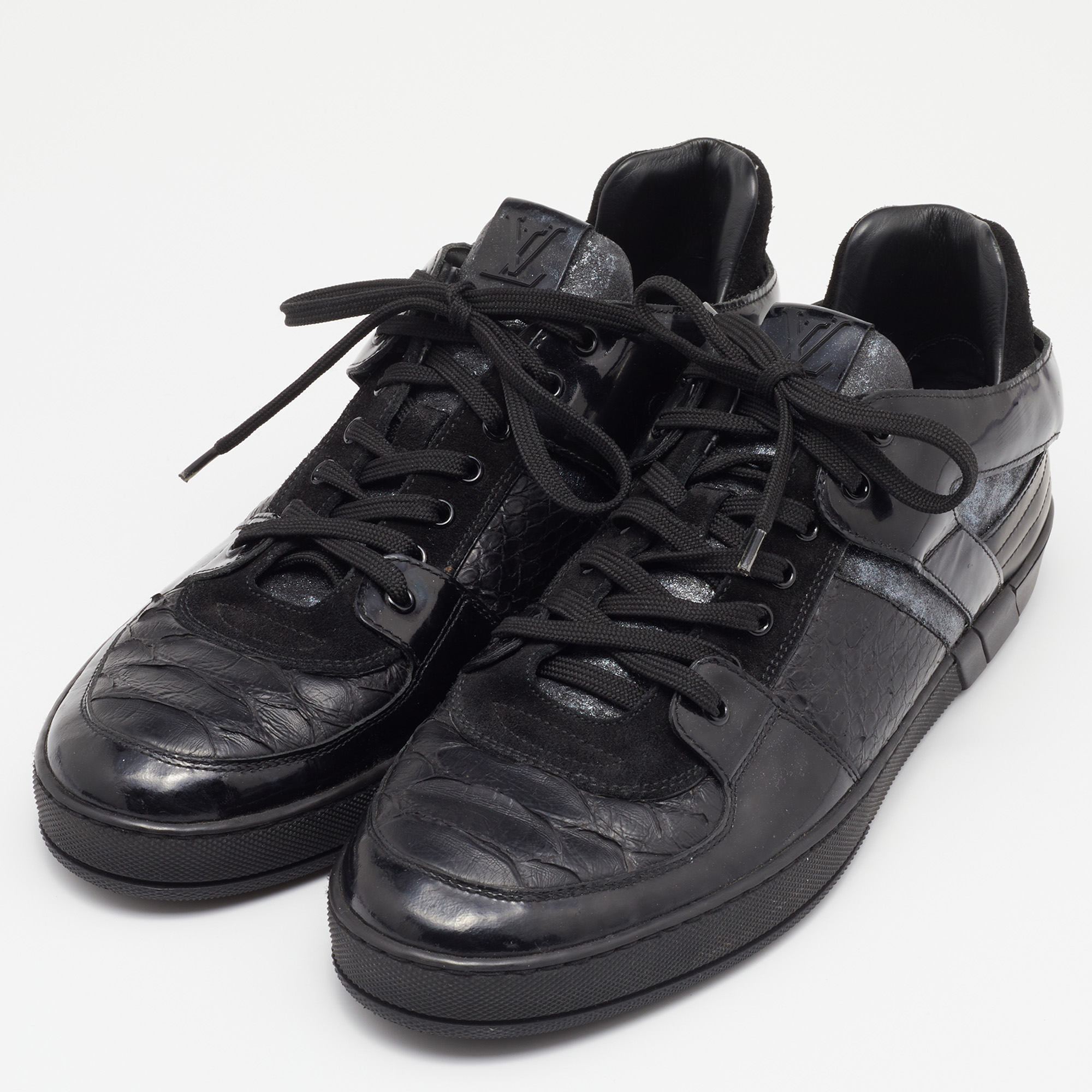 

Louis Vuitton Black Patent Leather and Python Low Top Sneakers Size