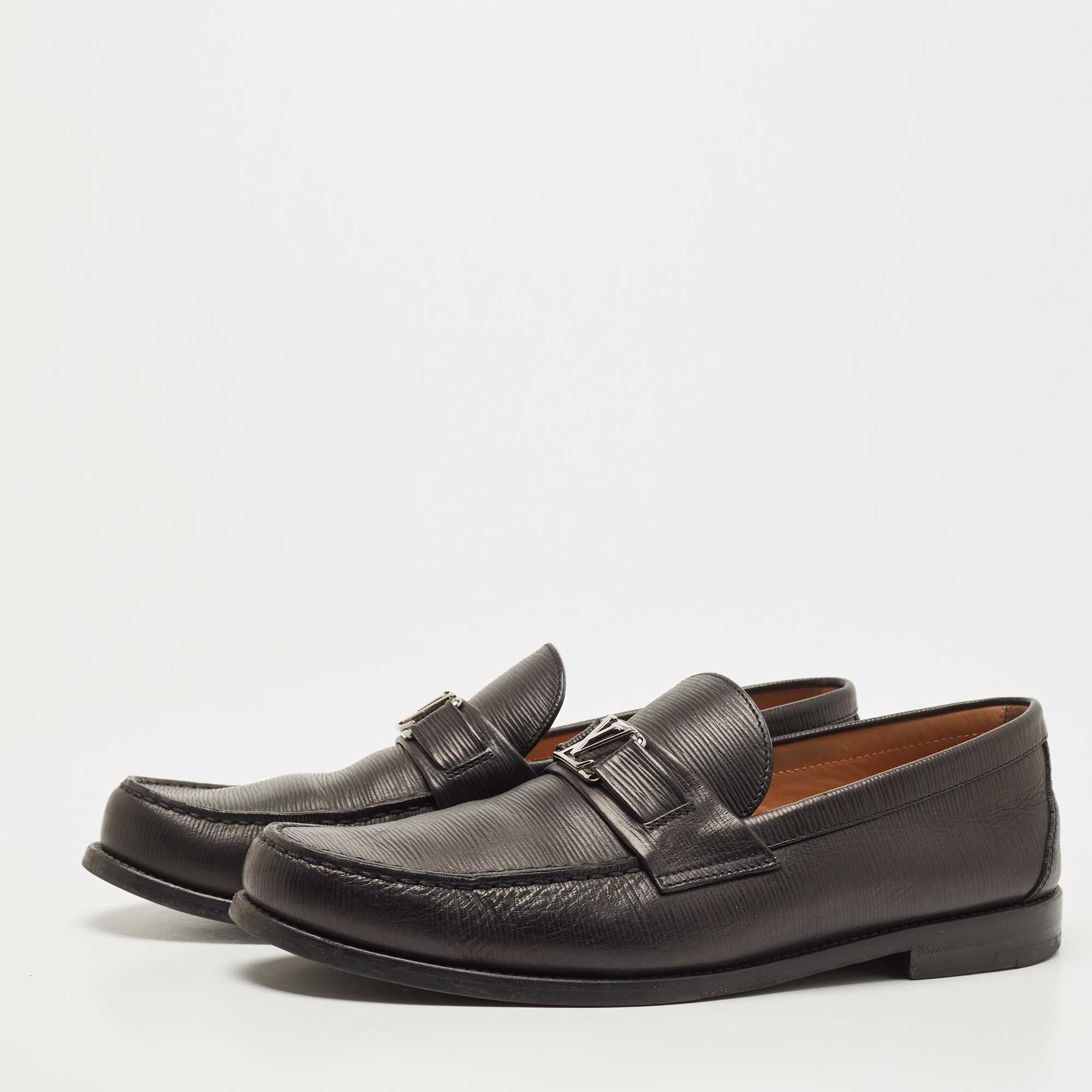 

Louis Vuitton Black Leather Hockenheim Slip On Loafers Size