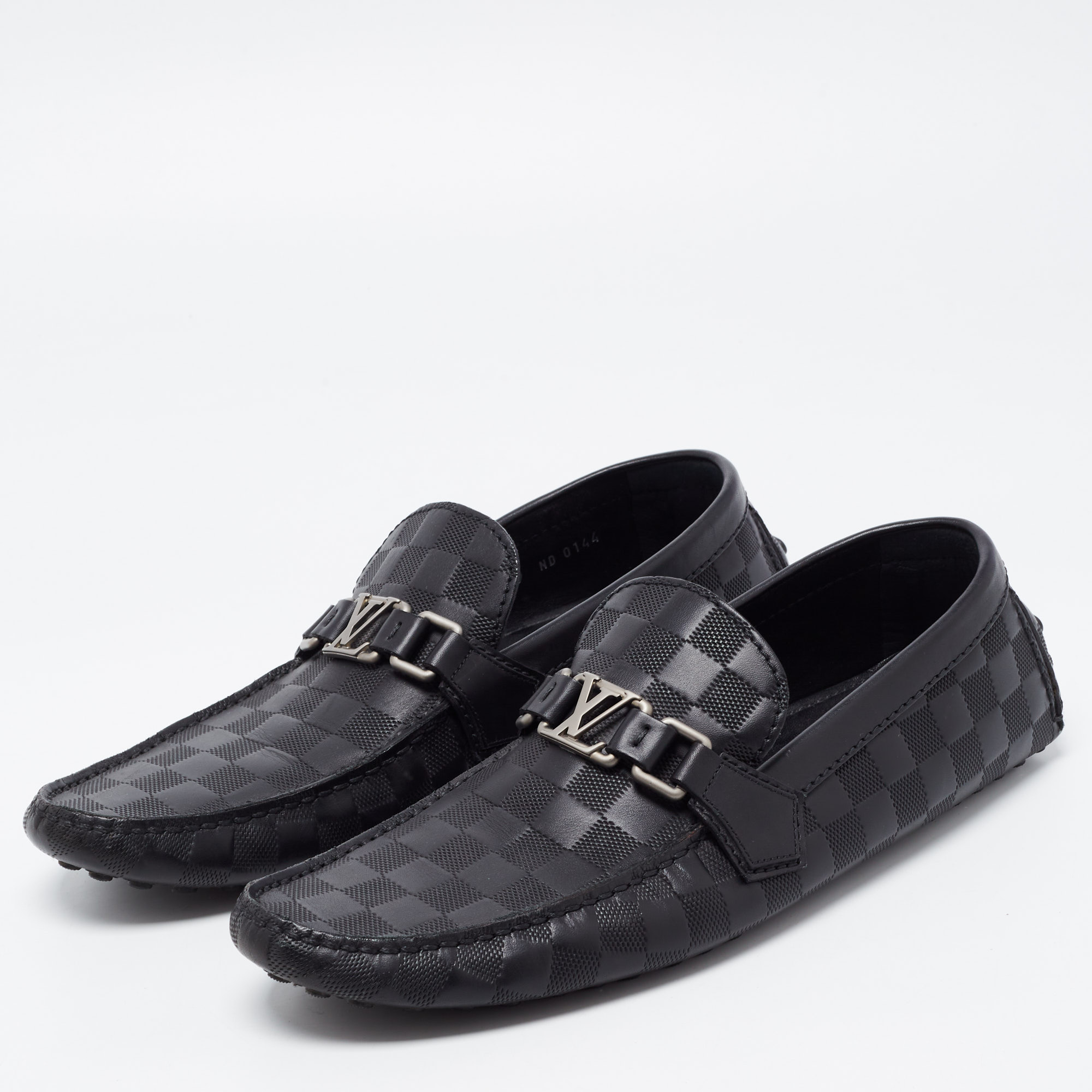 

Louis Vuitton Black Leather Hockehneim Loafers Size