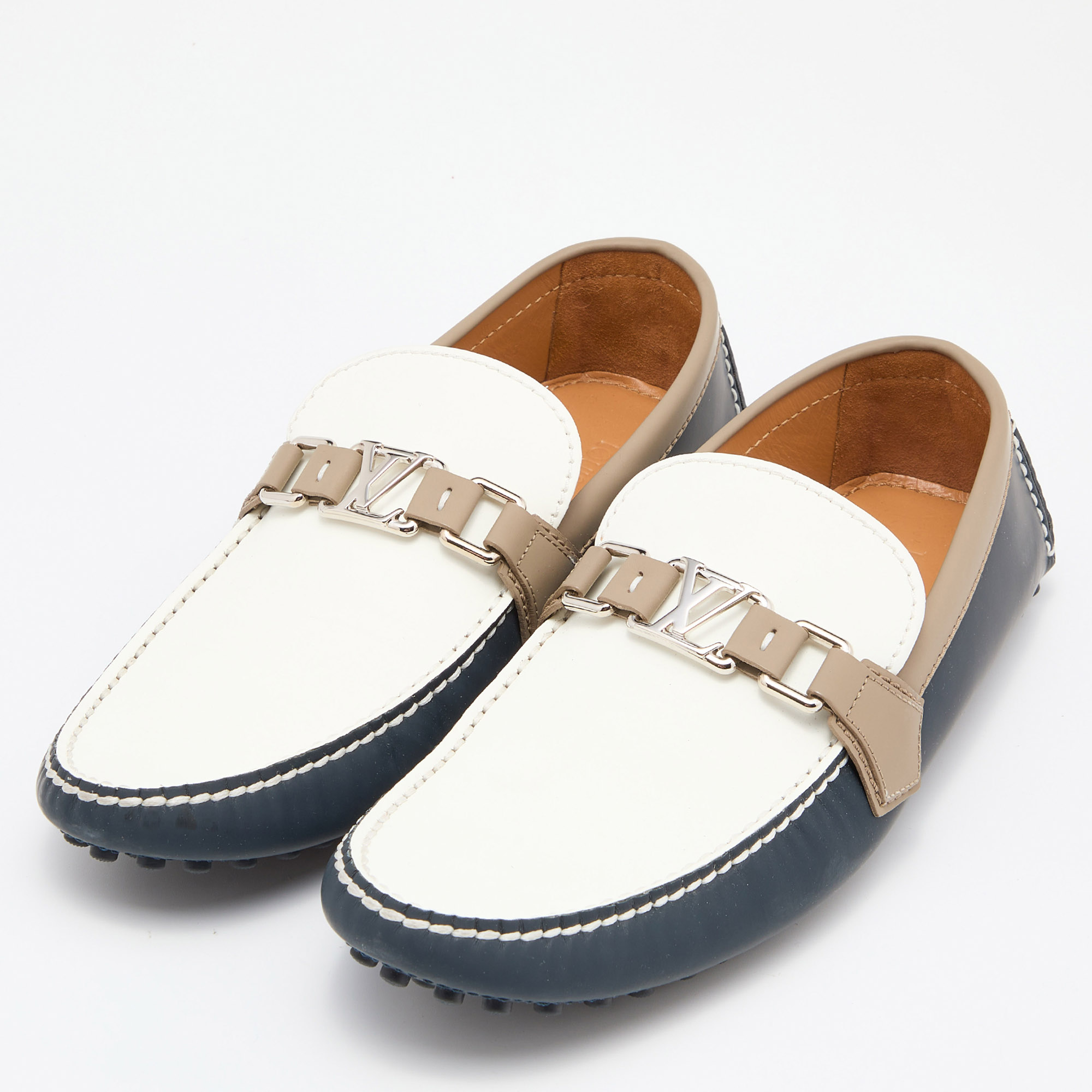 

Louis Vuitton Tricolor Leather Hockenheim Loafers Size, Multicolor