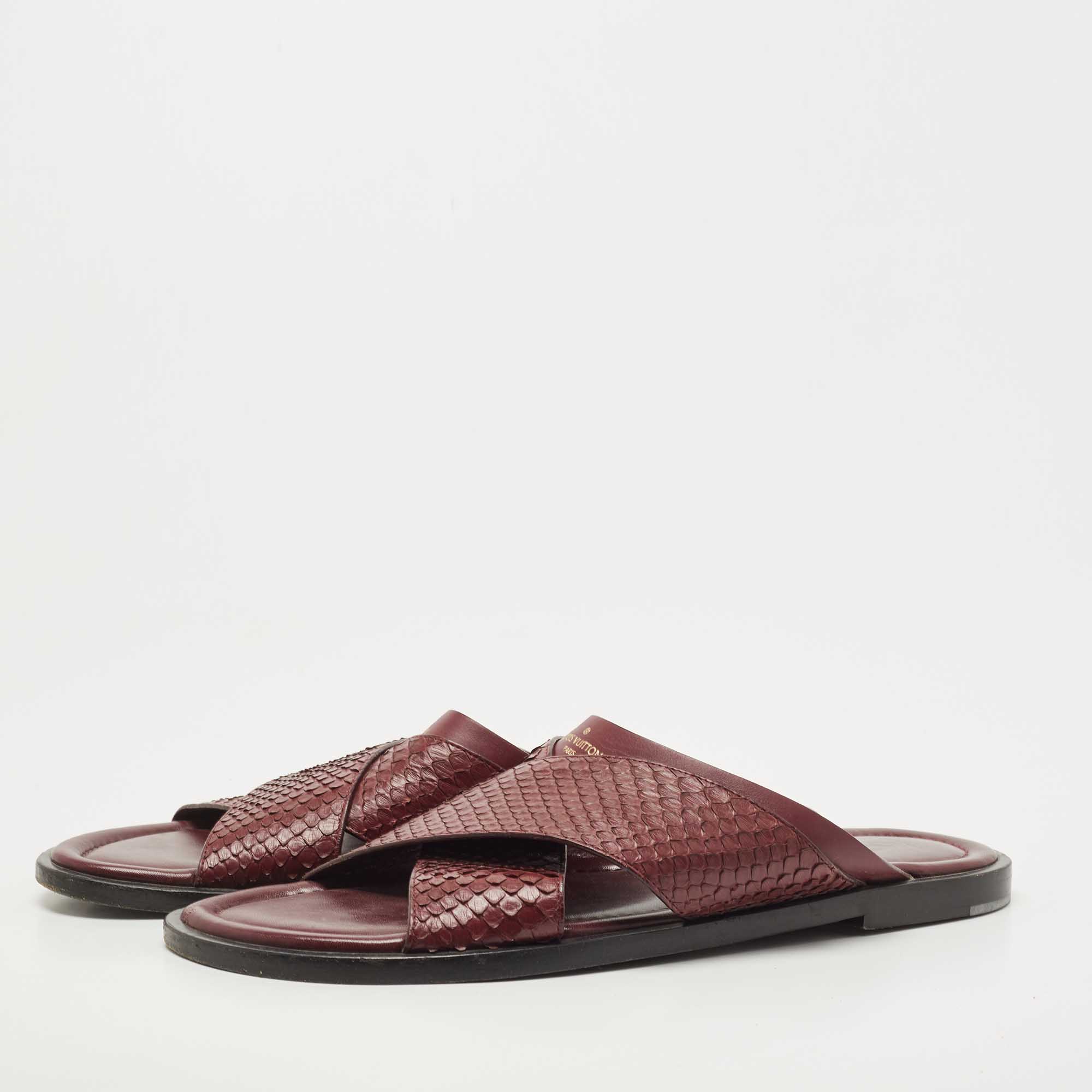 

Louis Vuitton Burgundy Python Foch Slides Size