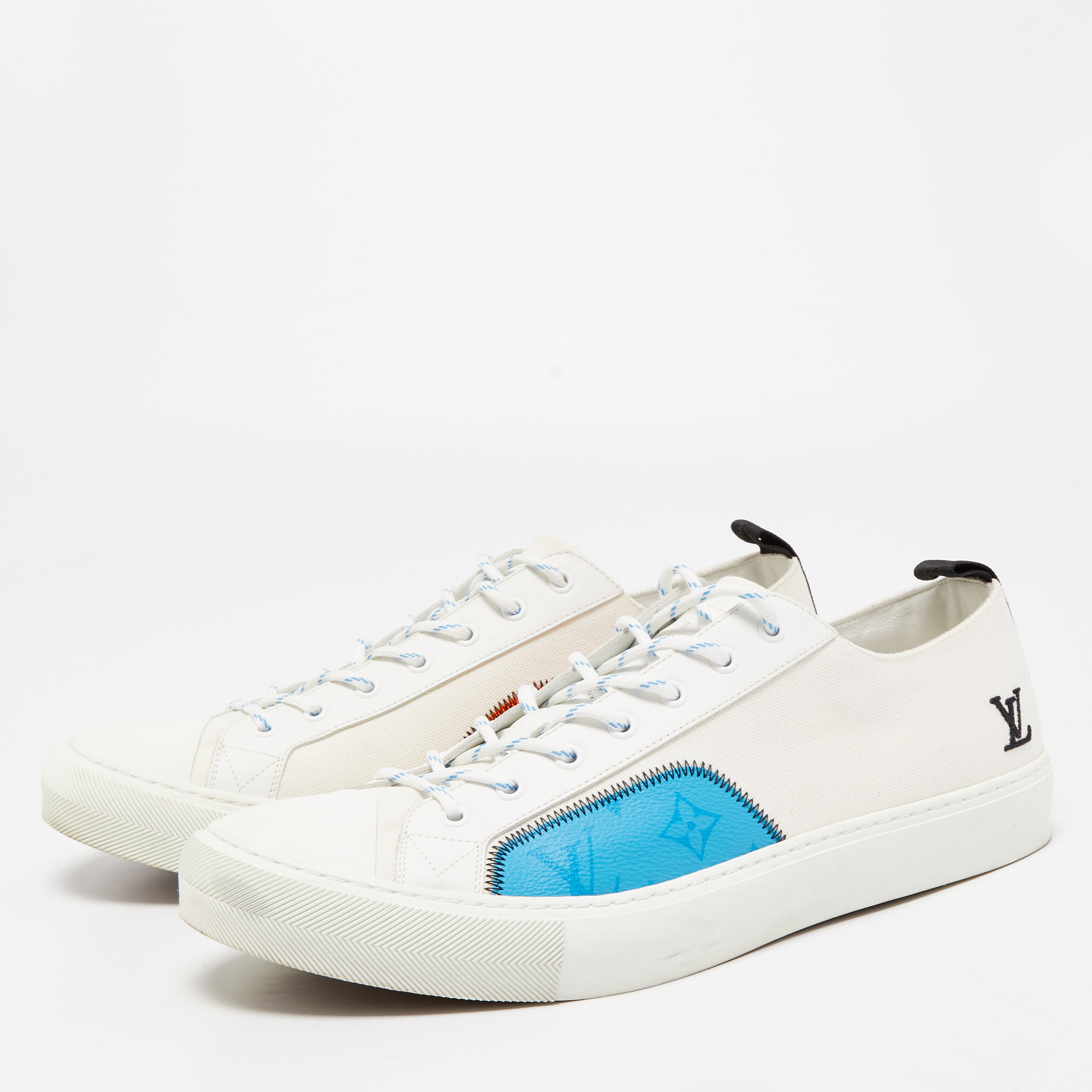 

Louis Vuitton White Canvas Tattoo Low Top Sneakers Size