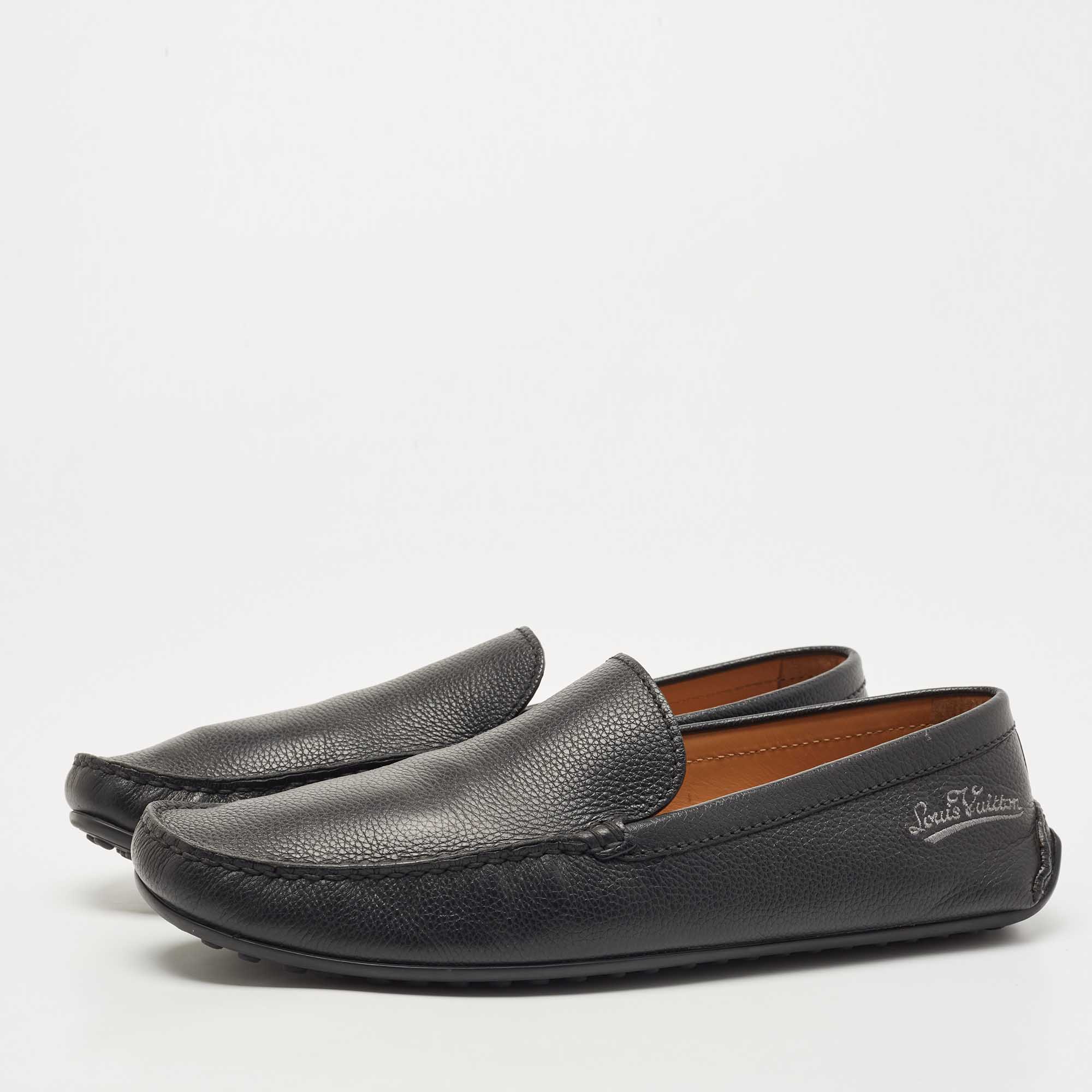 

Louis Vuitton Black Leather Slip On Loafers Size