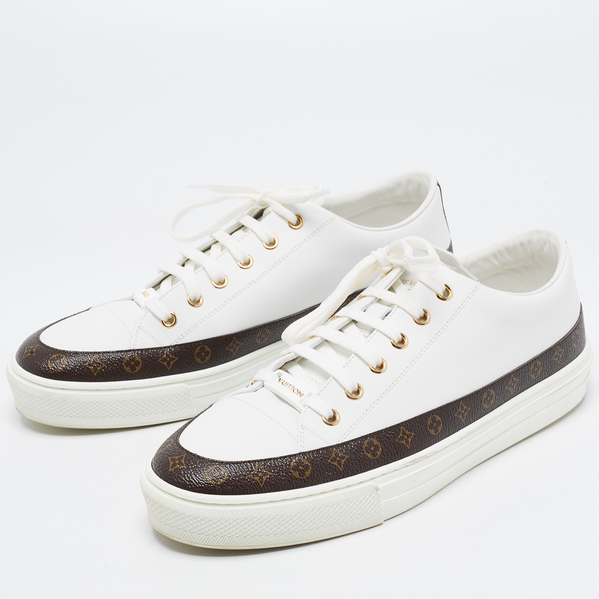

Louis Vuitton White/Brown Monogram Canvas And Leather Lace Up Sneakers Size