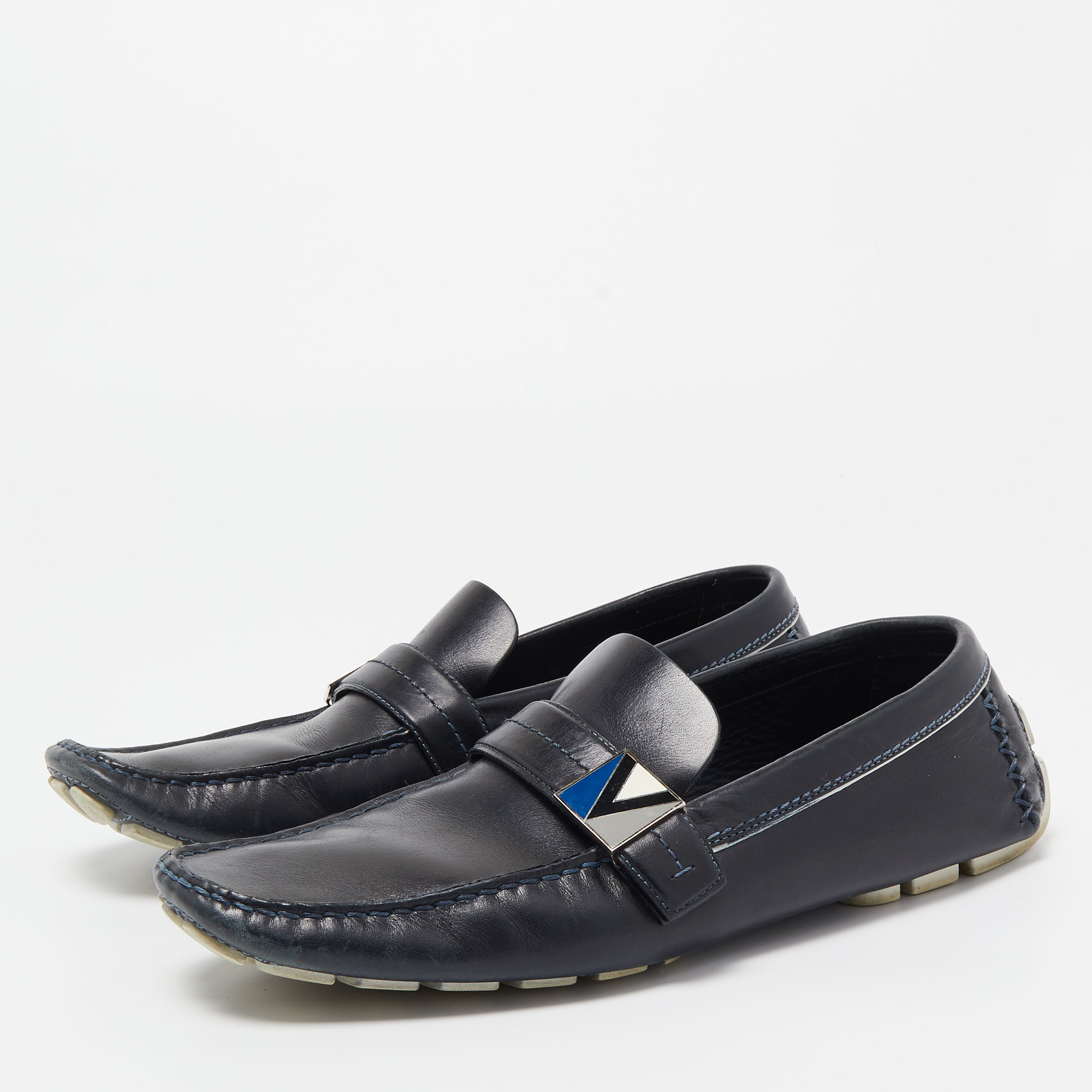 

Louis Vuitton Black Leather Slip On Loafers Size