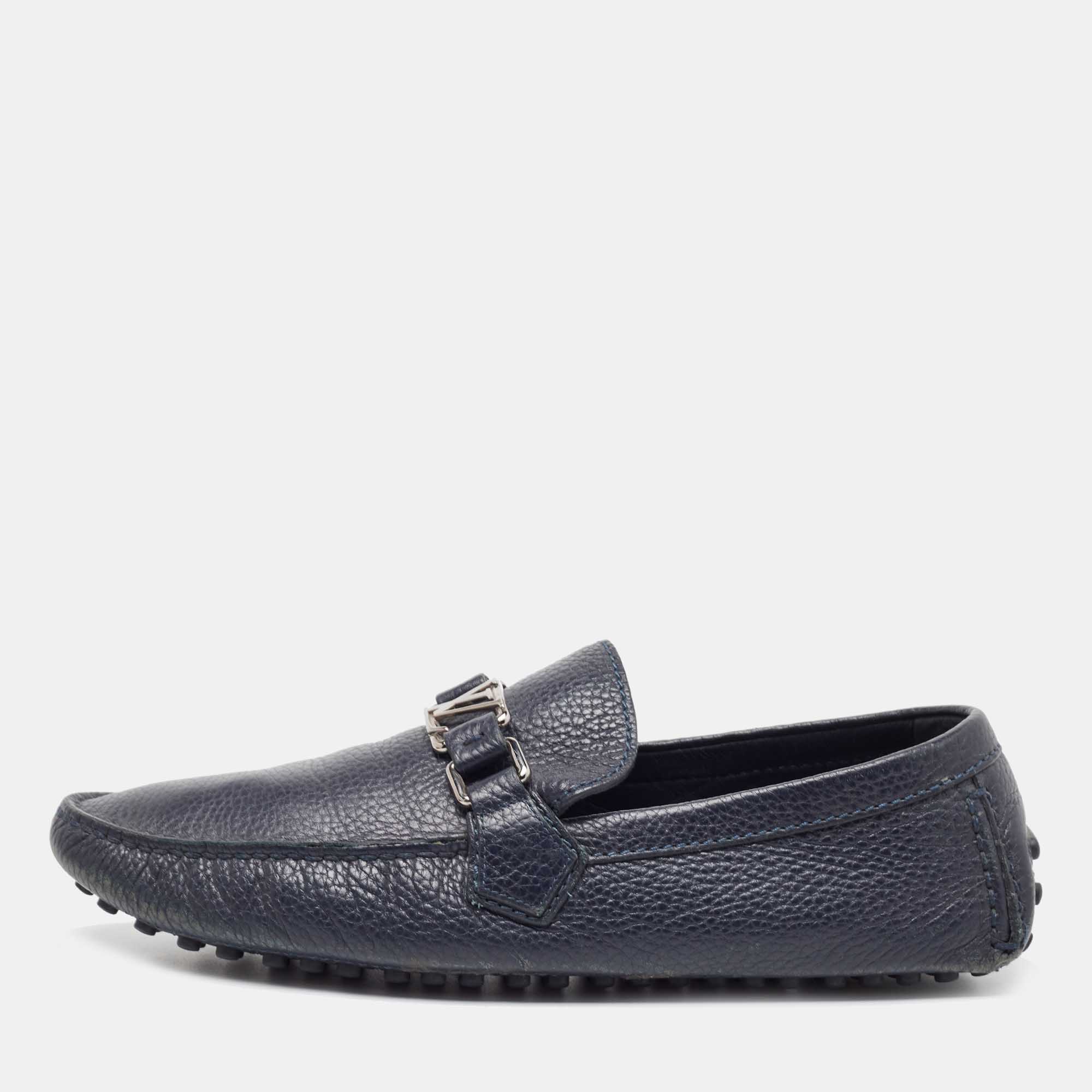 

Louis Vuitton Navy Blue Leather Hockenheim Loafers Size