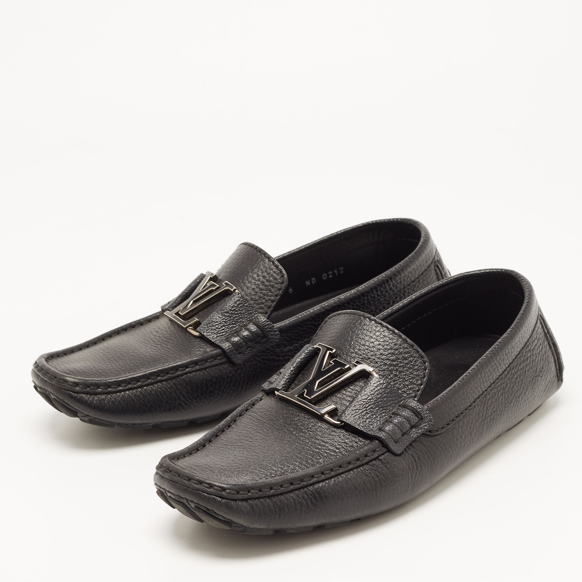 

Louis Vuitton Black Leather Monte Carlo Loafers Size