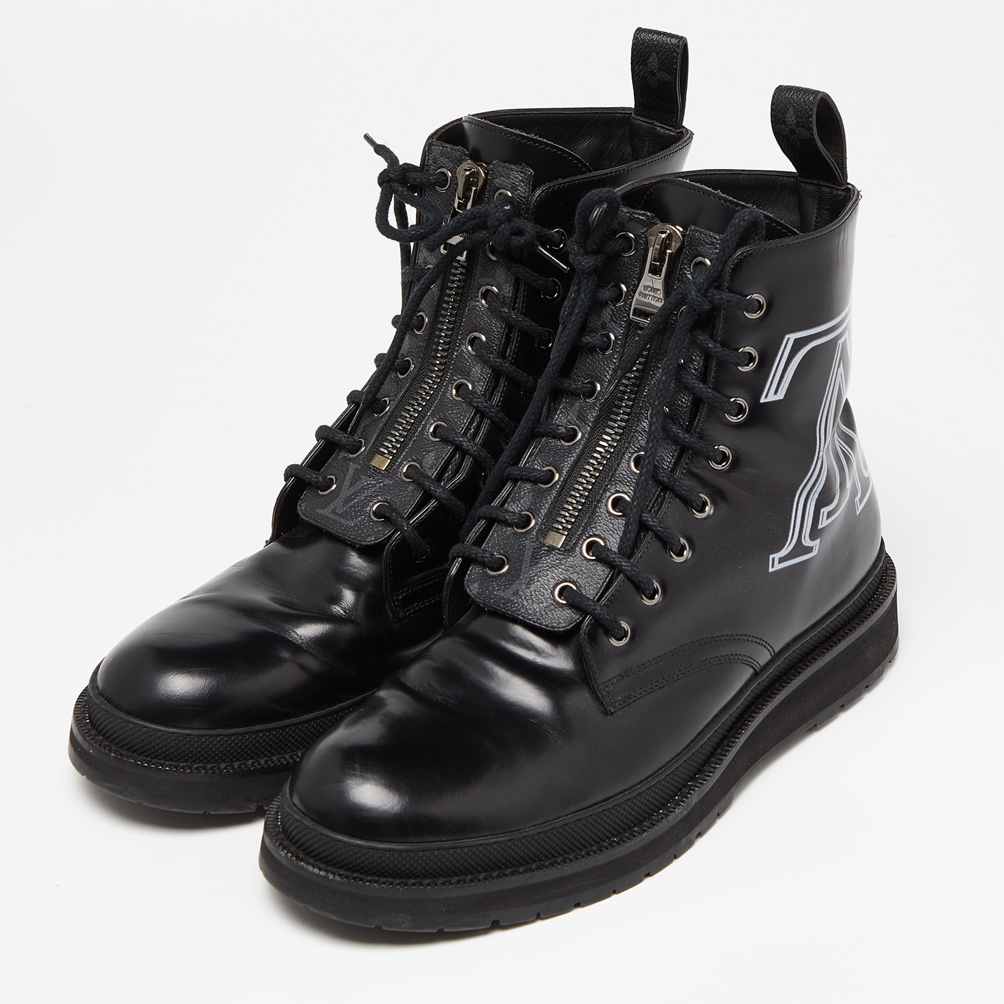 

Louis Vuitton Black Leather LV Print Ice Ankle Boots Size