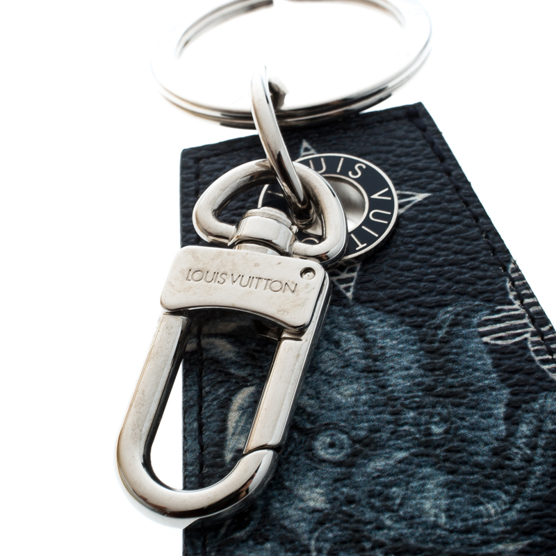 

Louis Vuitton Chapman Brothers Blue Printed Canvas Silver Tone Key Holder / Keychain