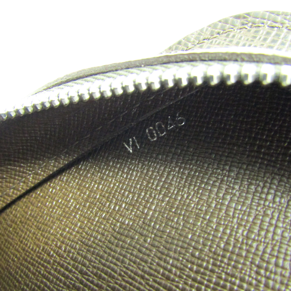 Louis Vuitton Green Taiga Baikal Clutch Bag M30184 - YI00179