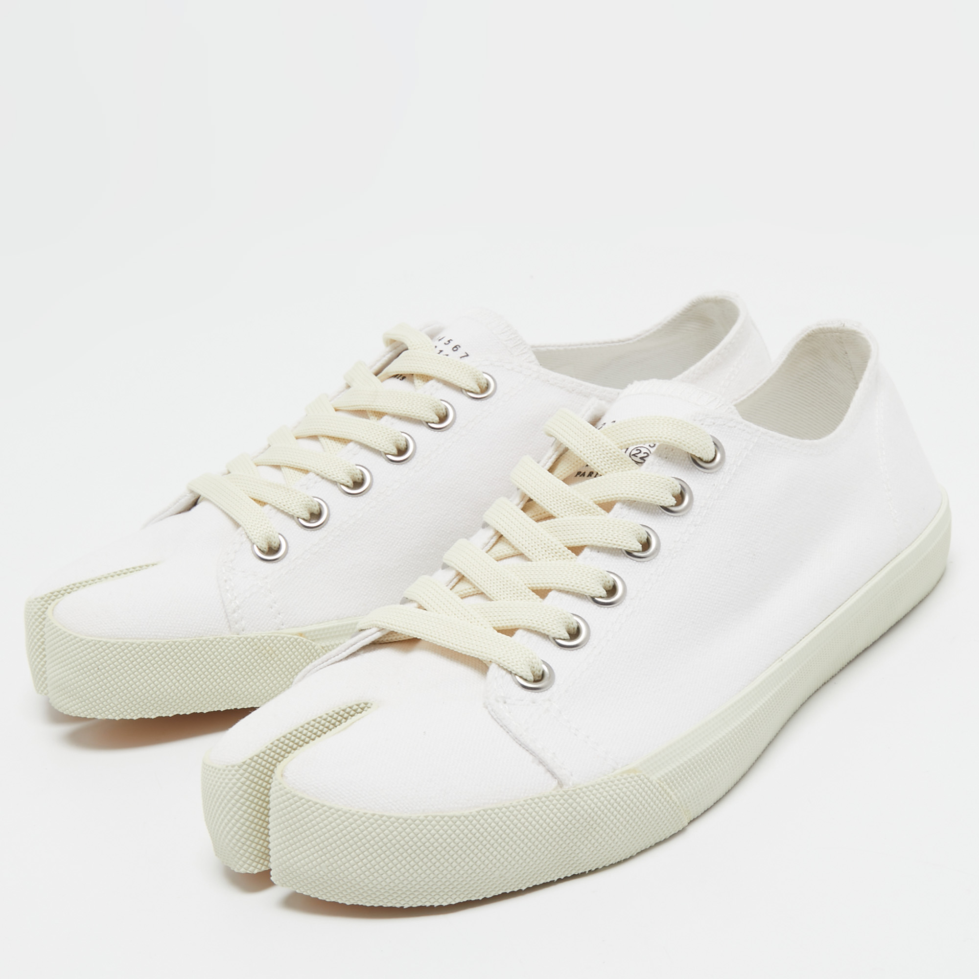 

Maison Martin Margiela White Canvas Low Top Sneakers Size